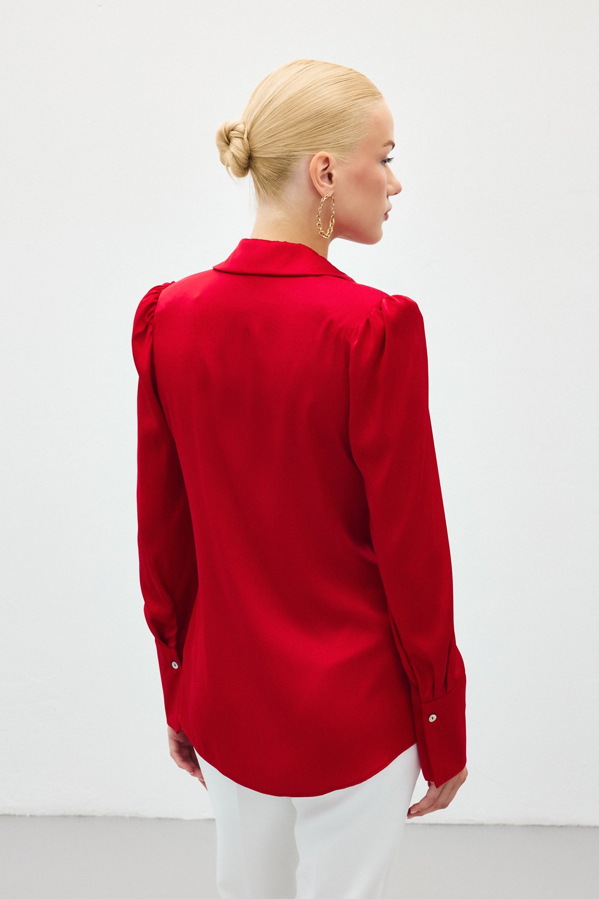 Vatkalı Saten Gömlek - Kırmızı