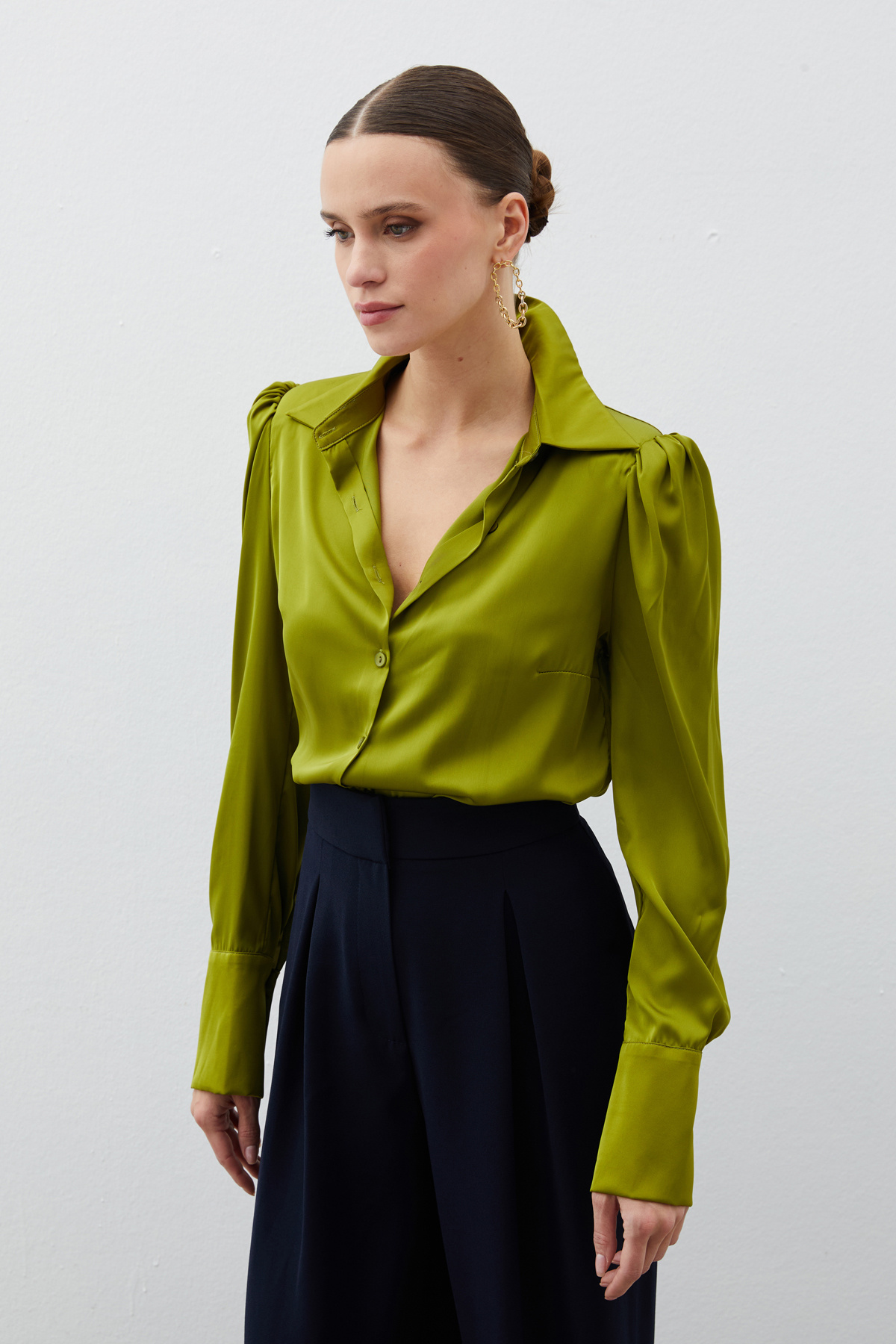 Vatkalı Saten Gömlek - YAĞ YEŞİLİ
