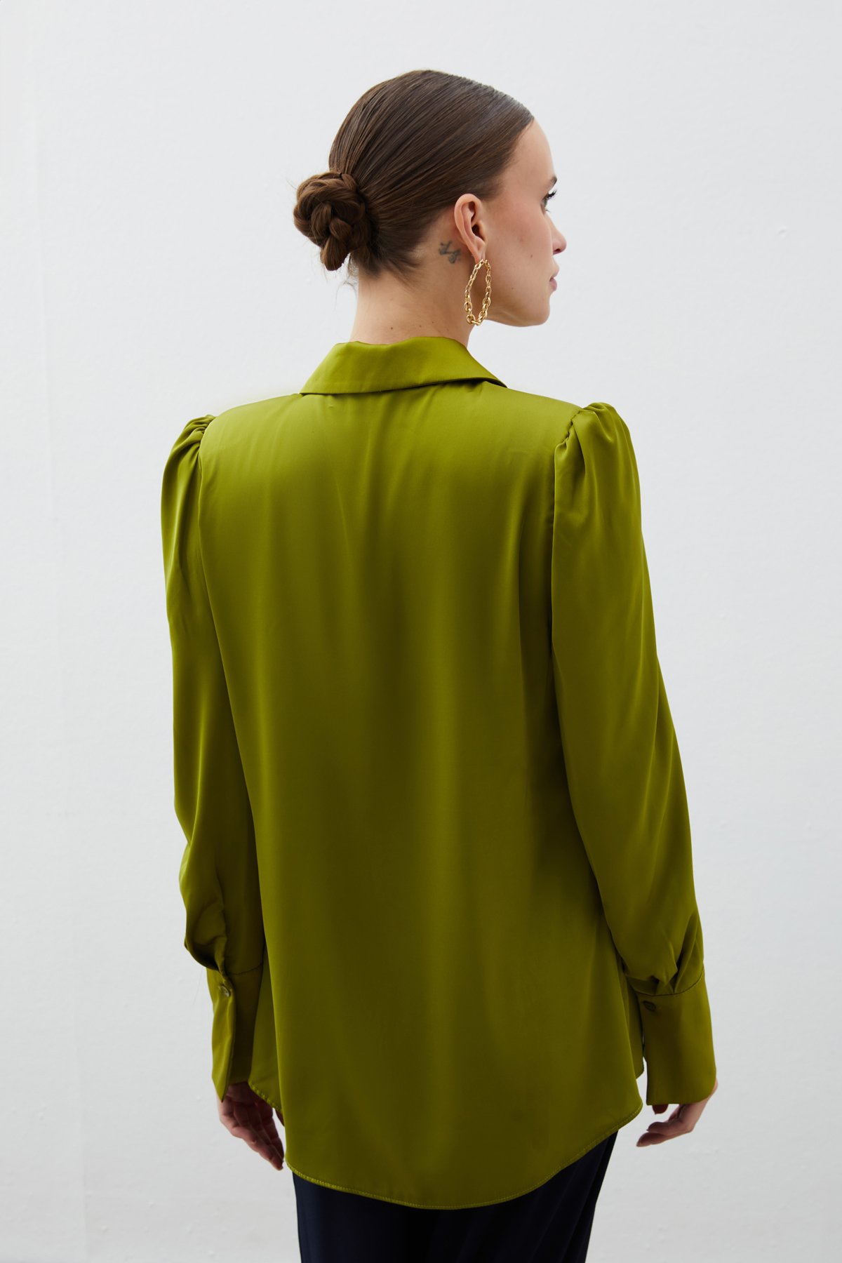 Vatkalı Saten Gömlek - YAĞ YEŞİLİ