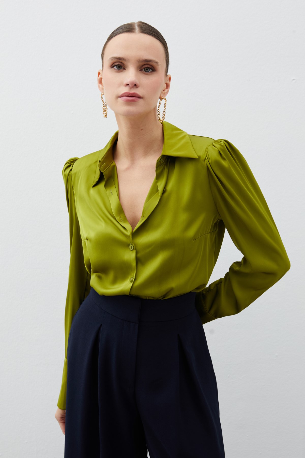 Vatkalı Saten Gömlek - YAĞ YEŞİLİ