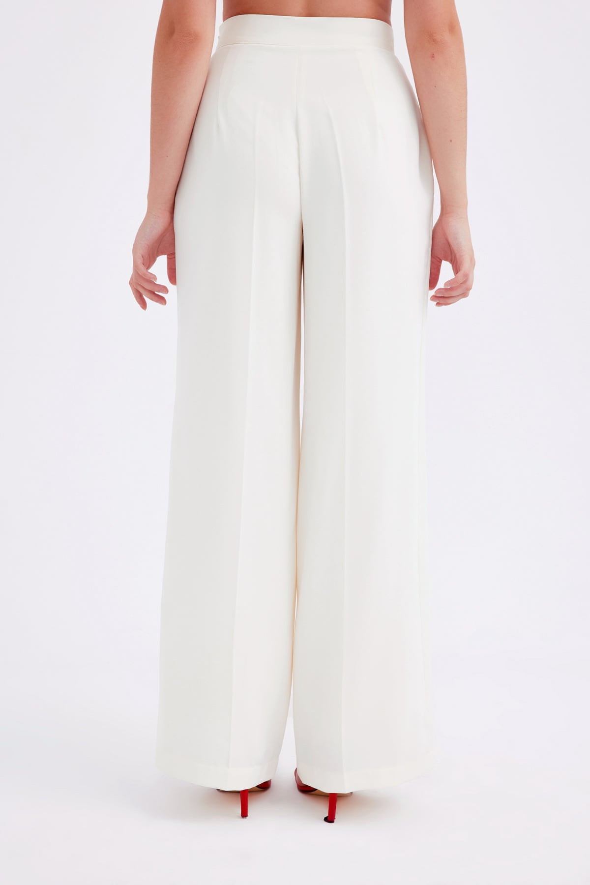 Wide leg crepe trousers - CREAM