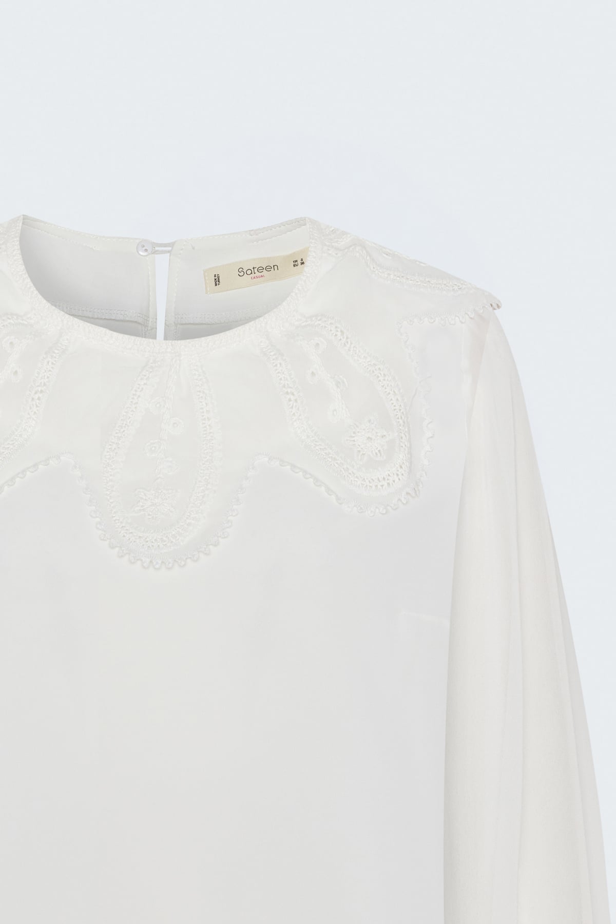 Collar-Detail Blouse - Ecru