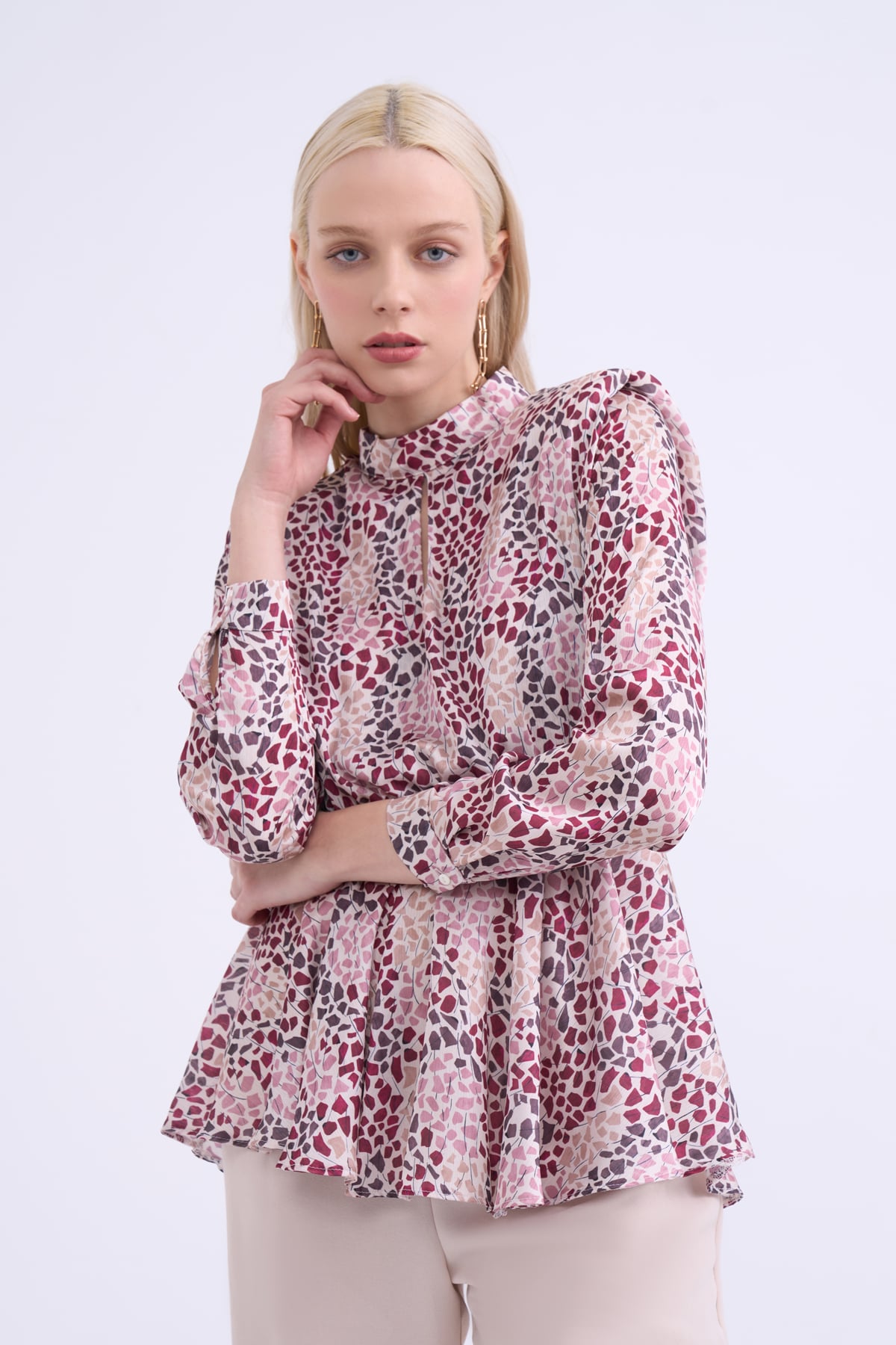 Collar detailed patterned blouse - MAROON