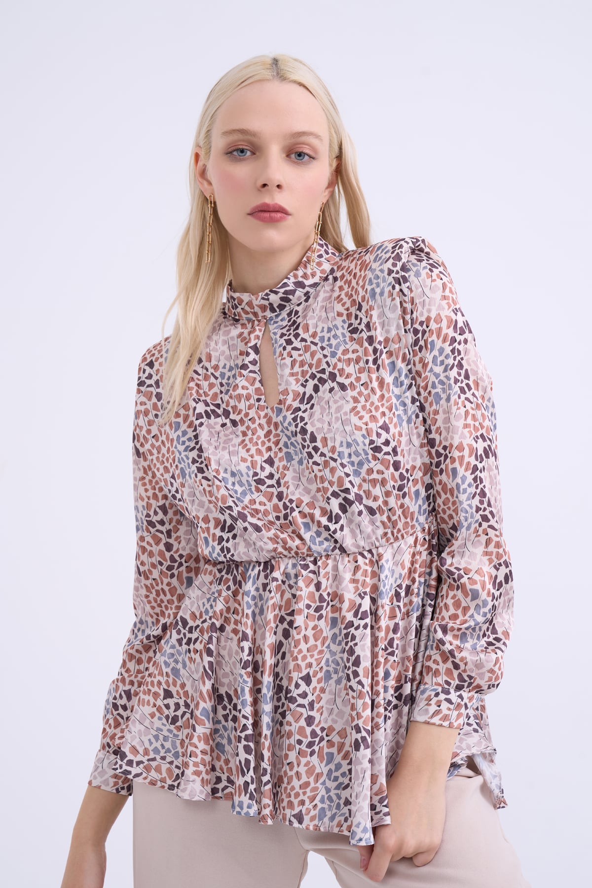Collar detailed patterned blouse - MINK