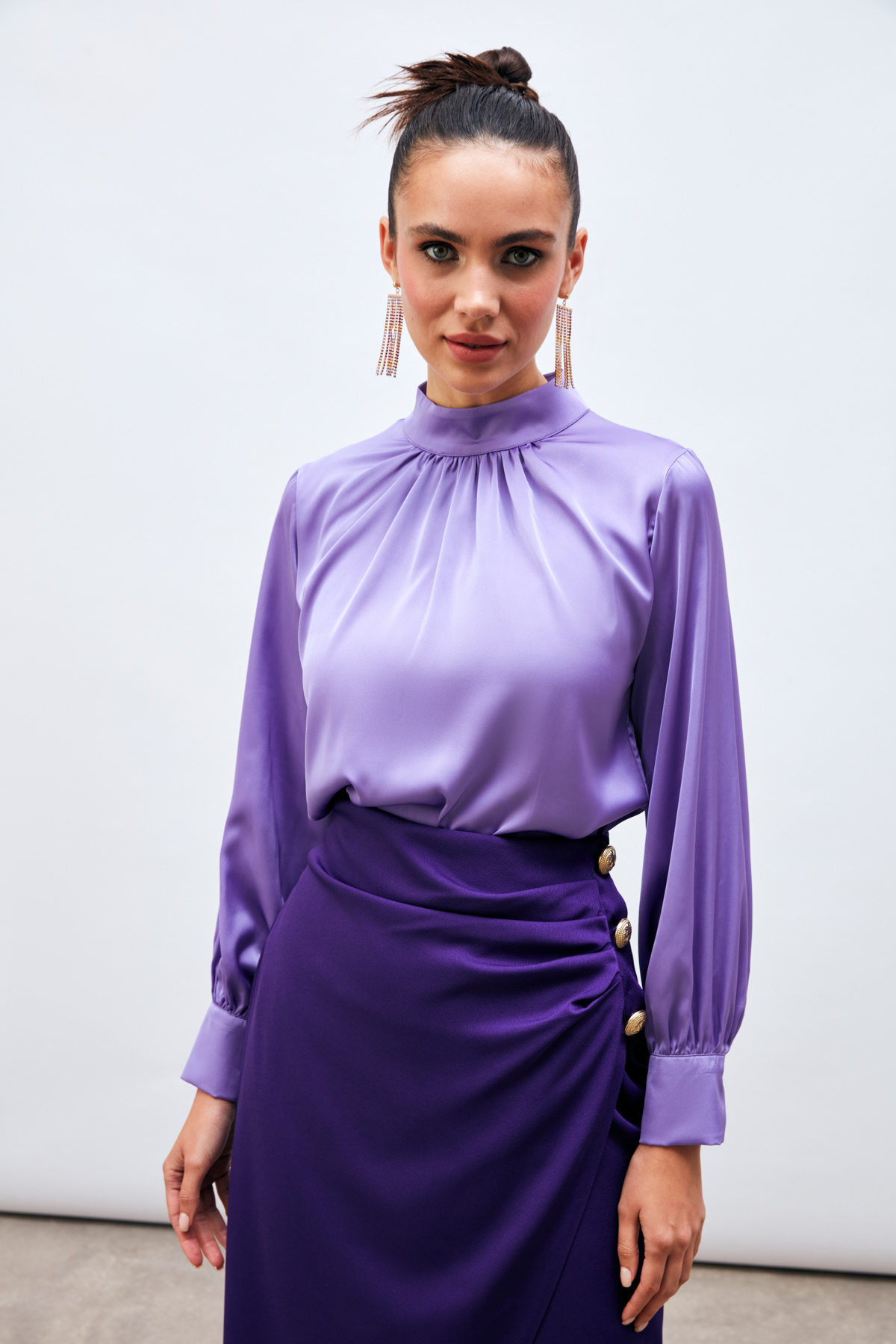 Yaka detaylı saten bluz - LİLA