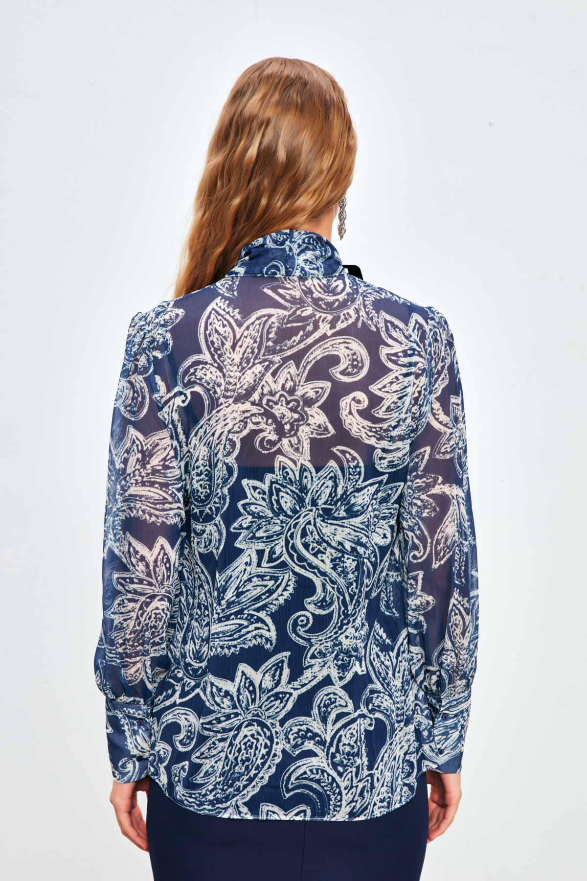 Yaka Fularlı Desenli Gömlek - LACİVERT