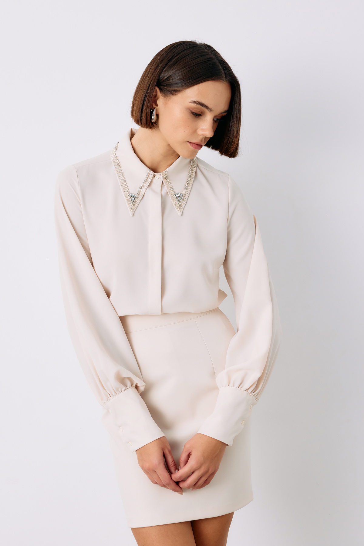 Yaka İşlemeli Gömlek - BEJ