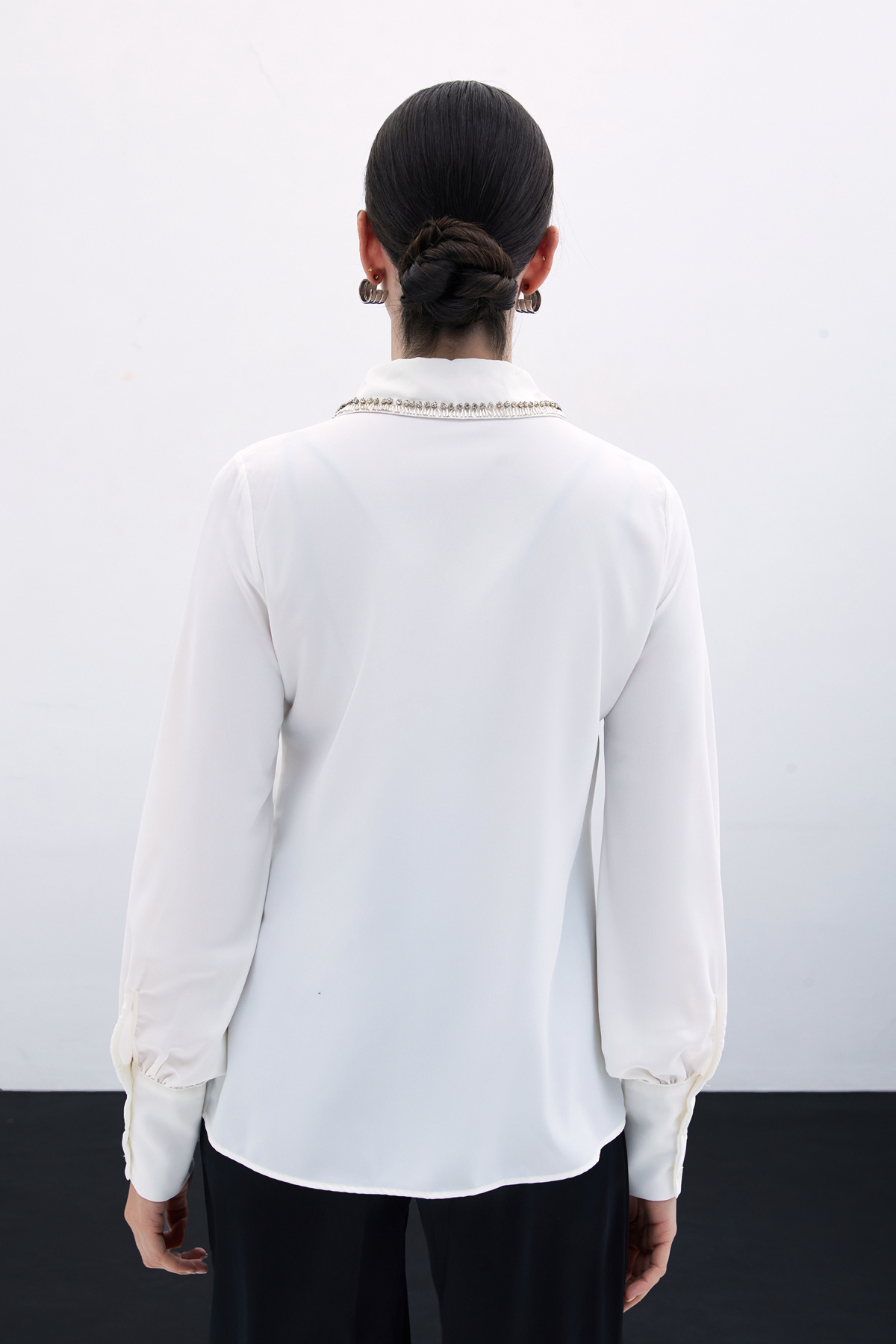 Yaka İşlemeli Gömlek - Ekru