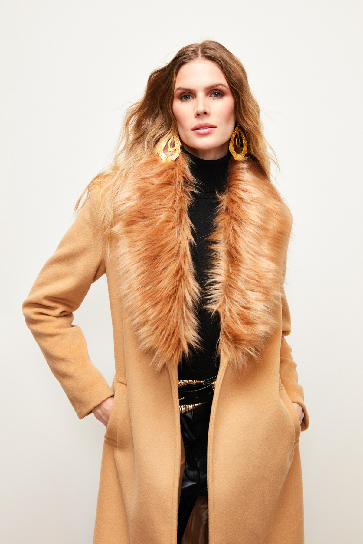 Yaka Kürklü Uzun Kaban - CAMEL