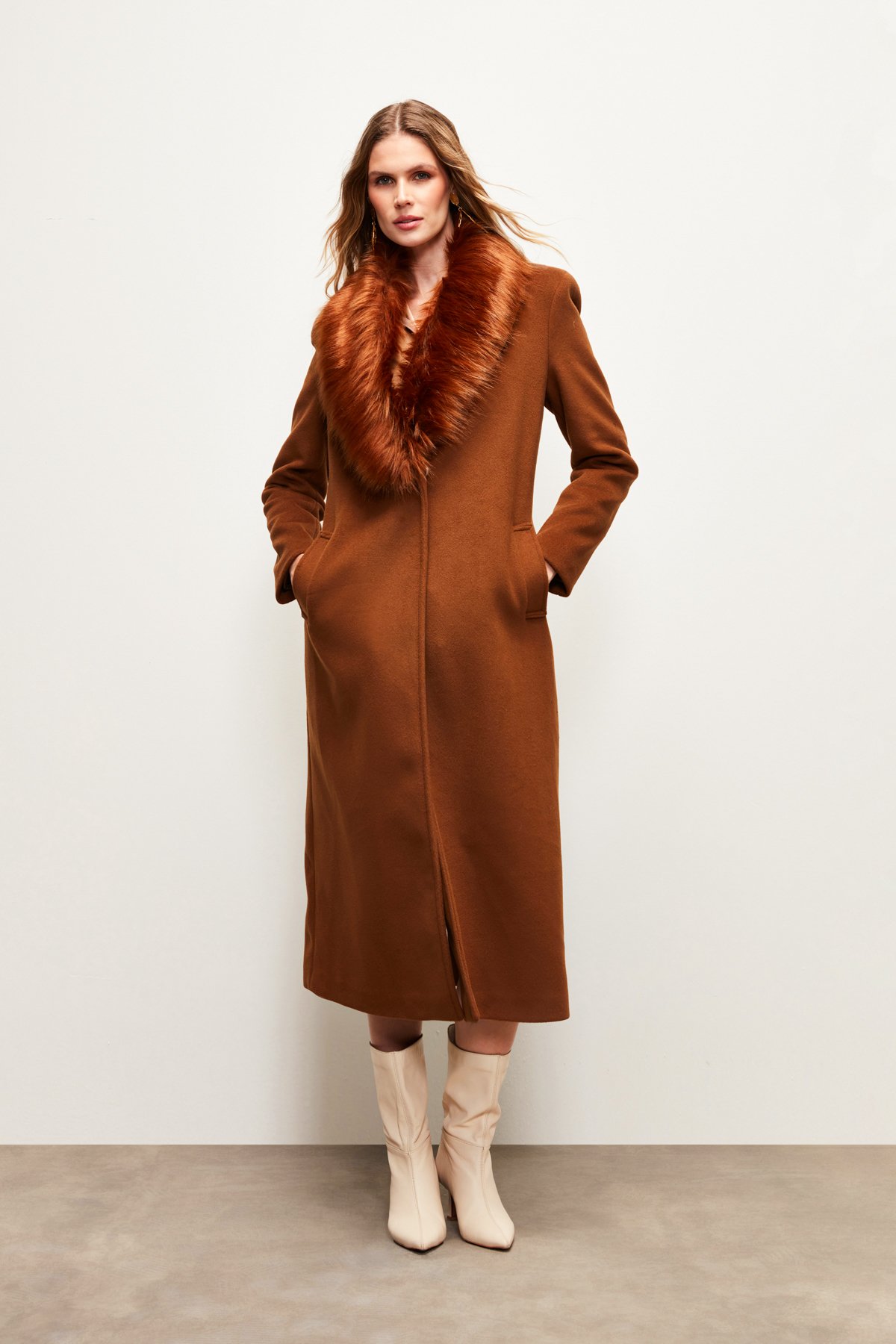Yaka Kürklü Uzun Kaban - KAHVE