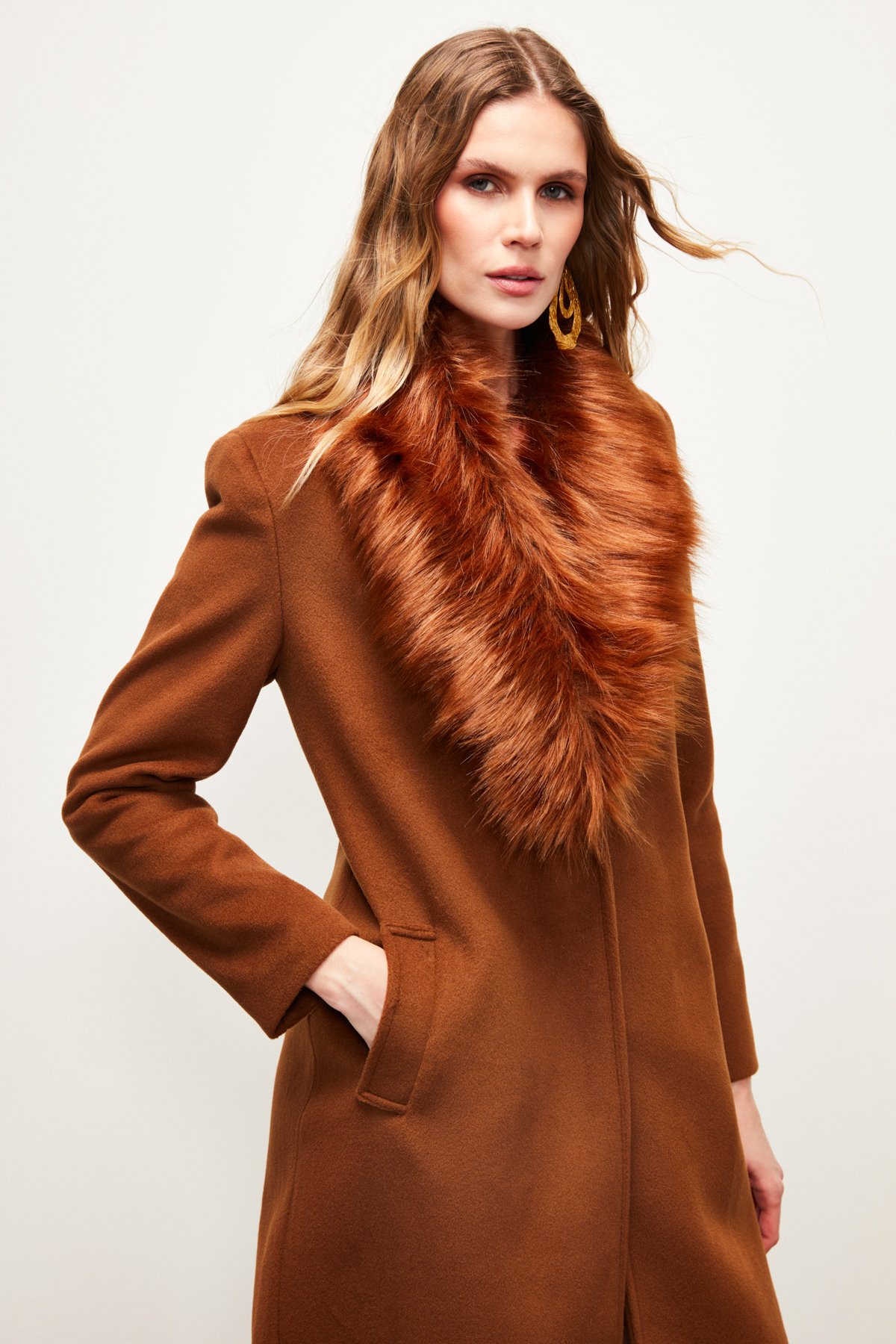 Yaka Kürklü Uzun Kaban - KAHVE