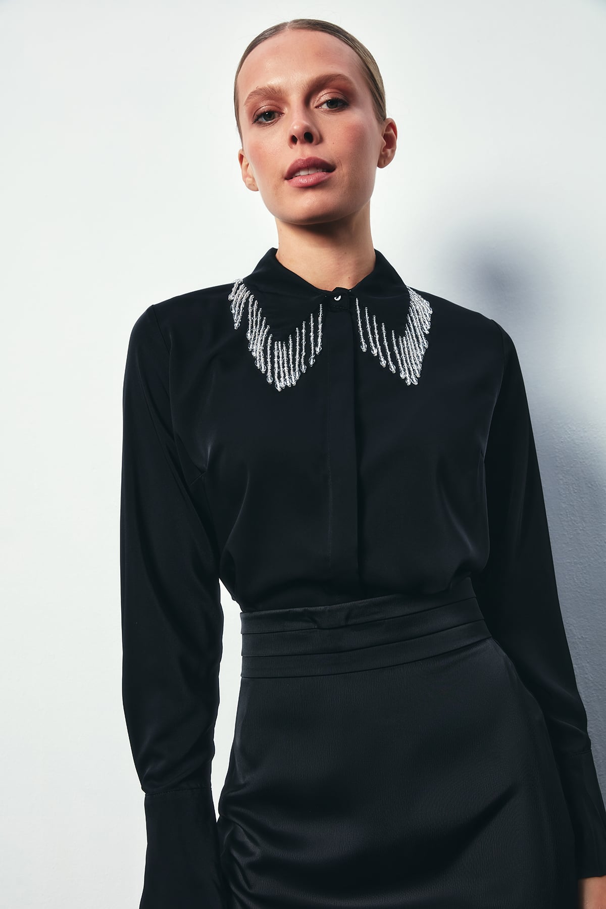 Shirt with Transparent Collar Accessories - BLACK