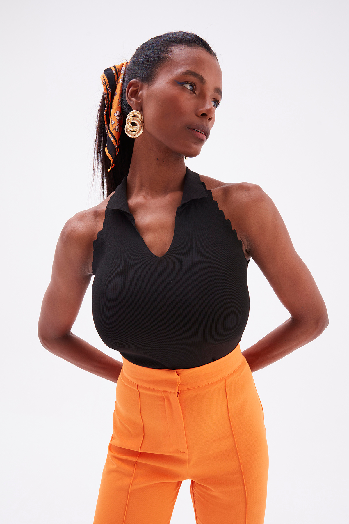 Collar Sleeveless Knitwear Blouse - BLACK