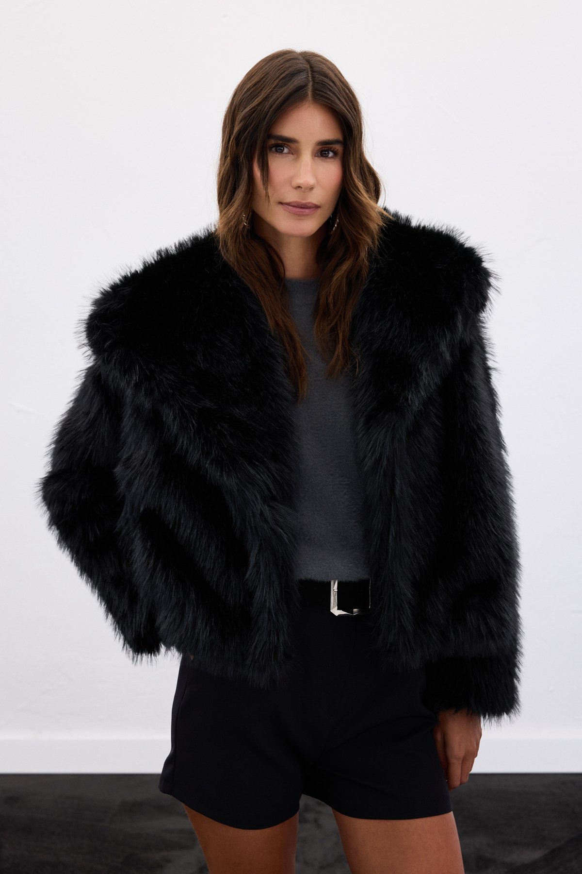 Yakalı Kürk - Siyah