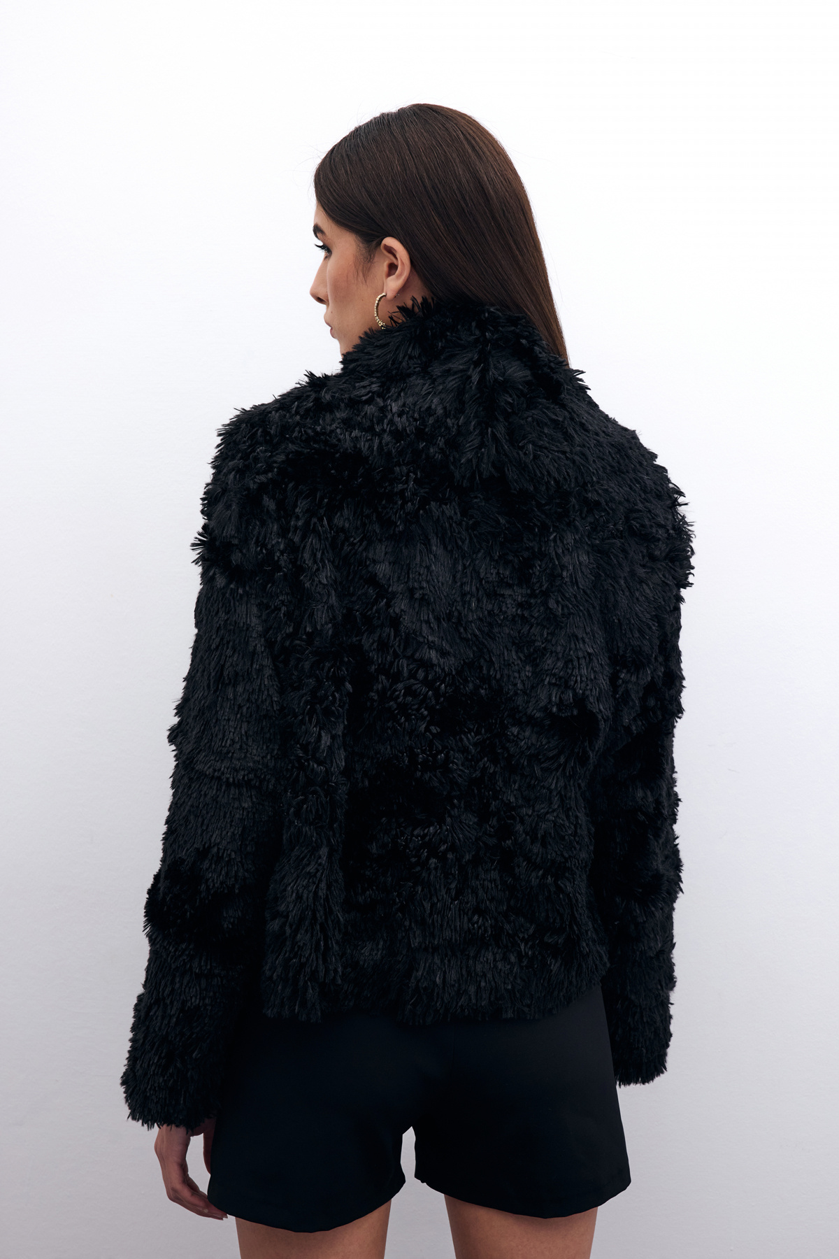 Yakalı Peluş Ceket - Siyah