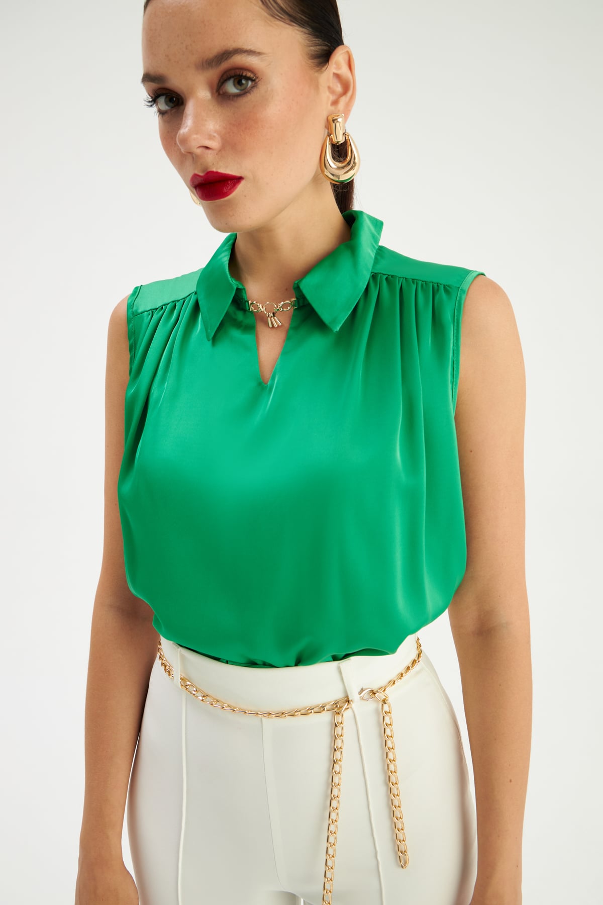 Collar Accessory Detailed Blouse - EMERALD