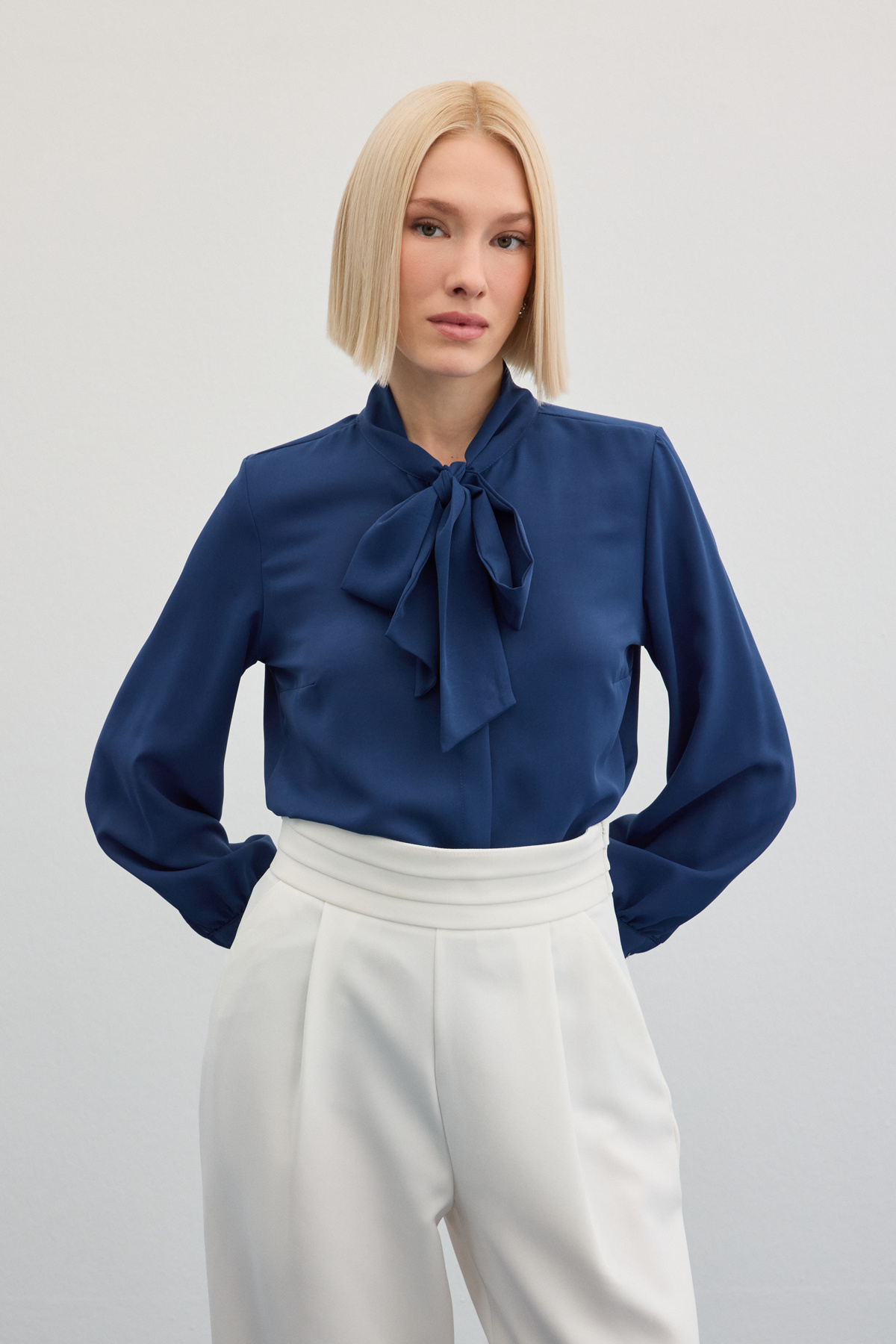 Yakası Bağlamalı Düz Gömlek - İndigo