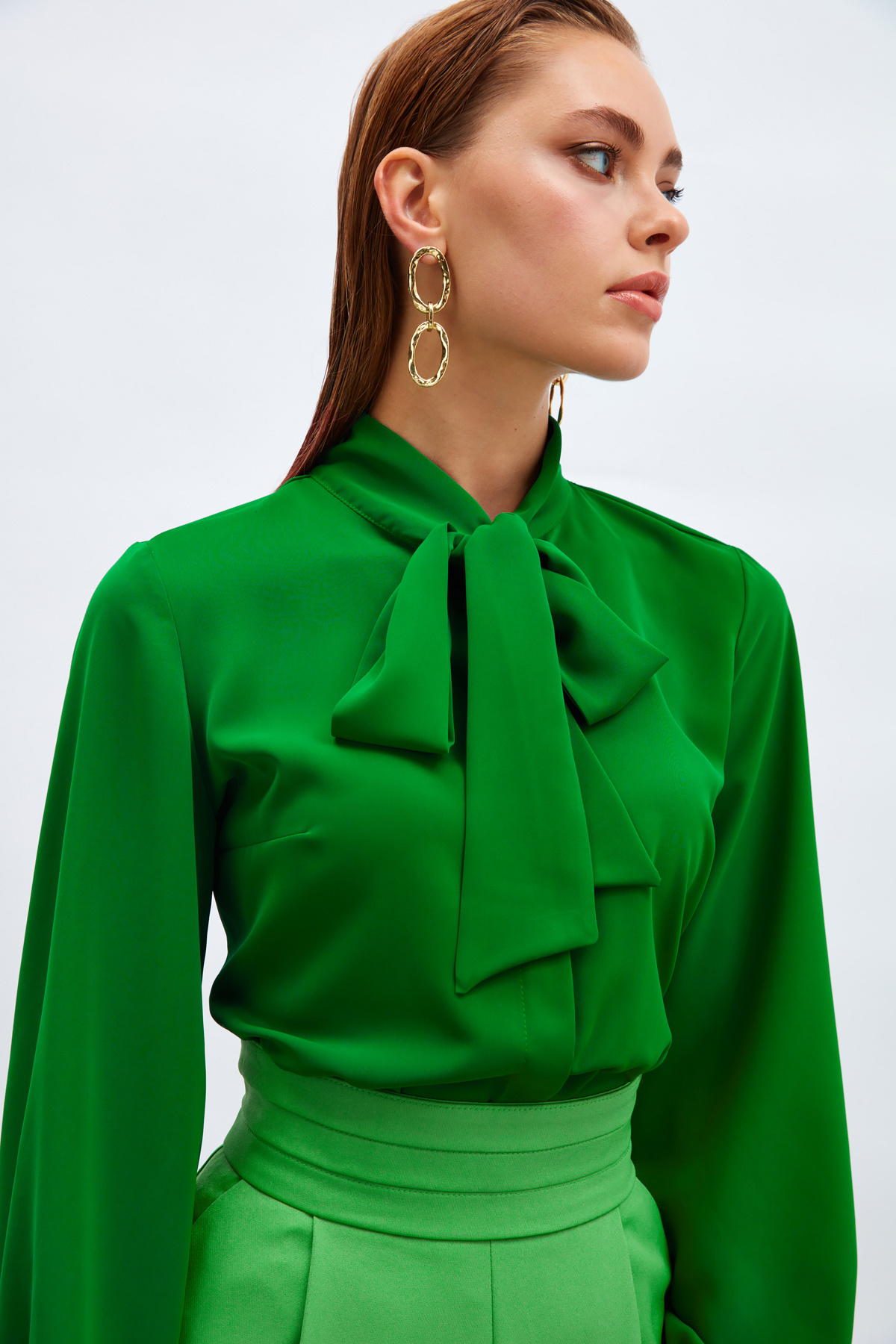 Yakası Bağlamalı Düz Gömlek - KOYU YEŞİL