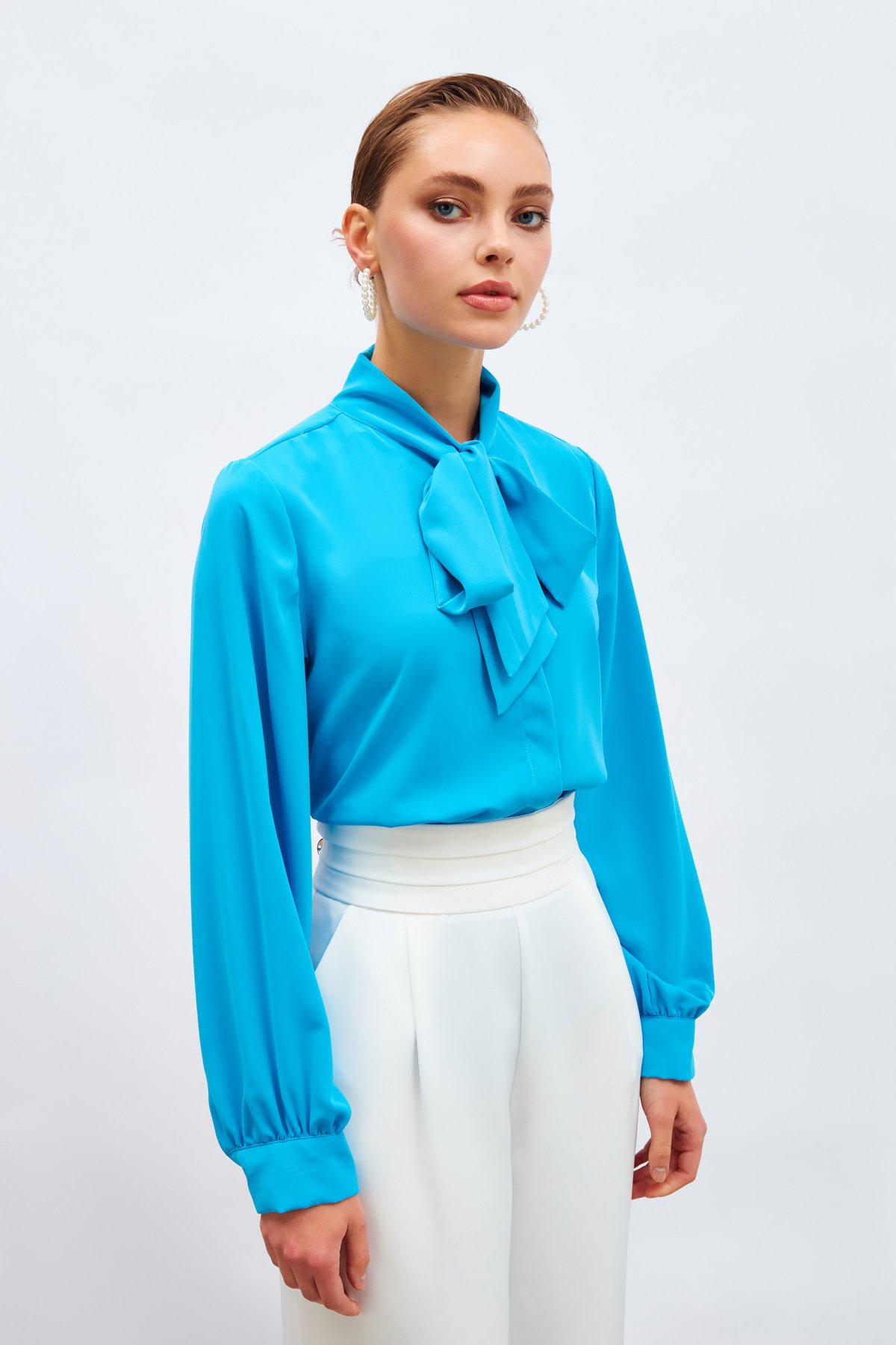 tie-collar shirt - BLUES