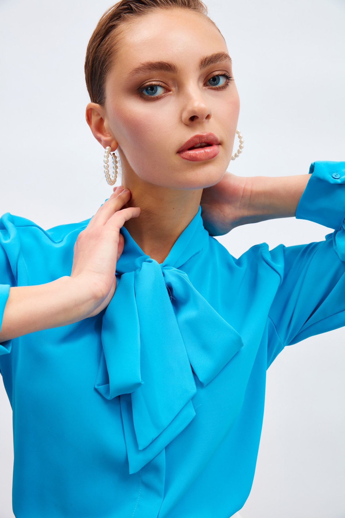 tie-collar shirt - BLUES