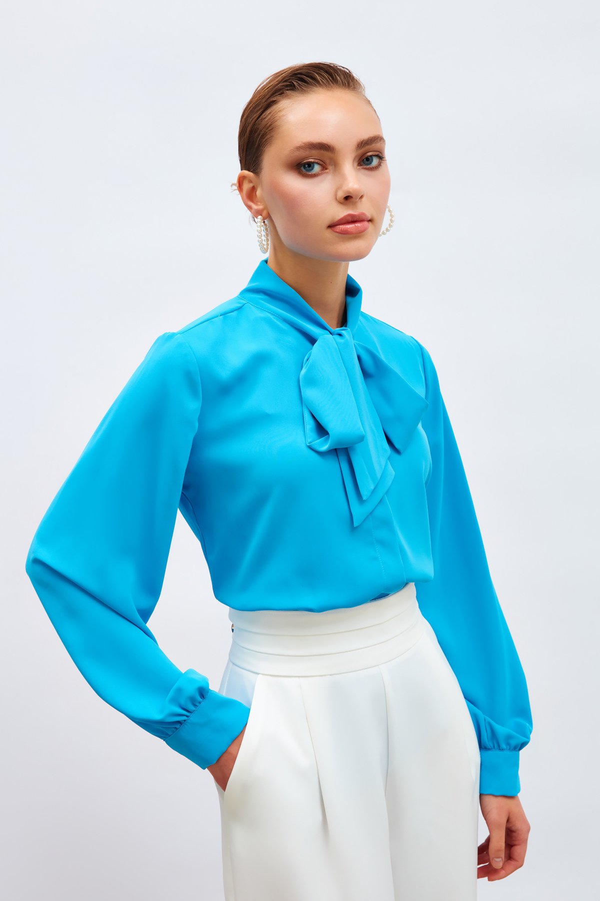 tie-collar shirt - BLUES