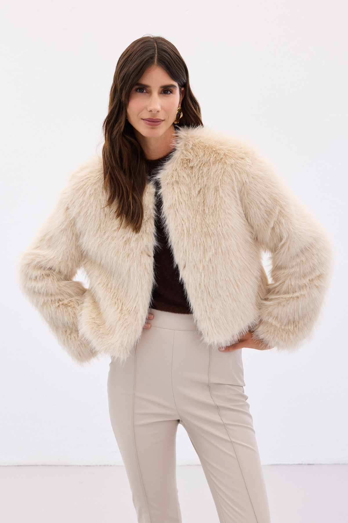 Yakasız Kürk - Bej