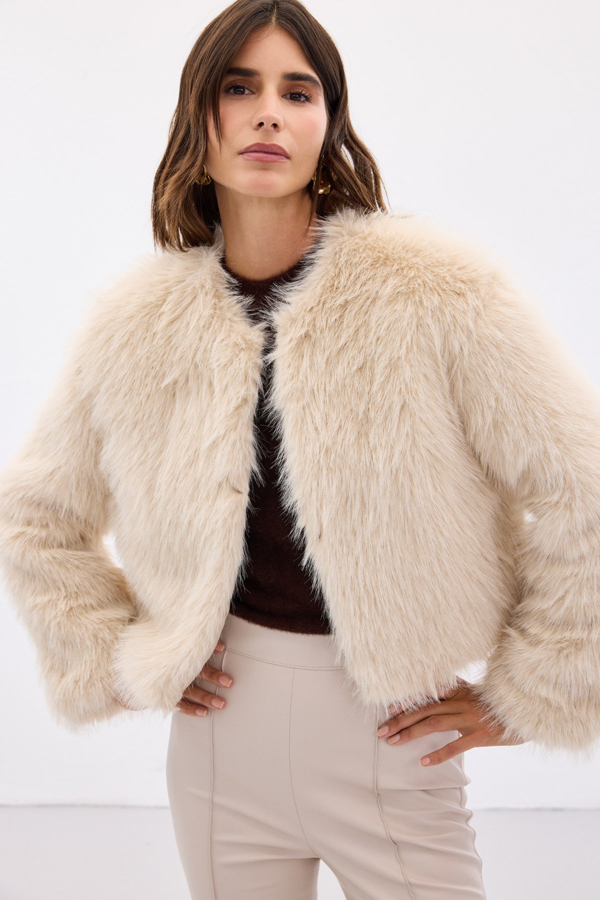 Yakasız Kürk - Bej