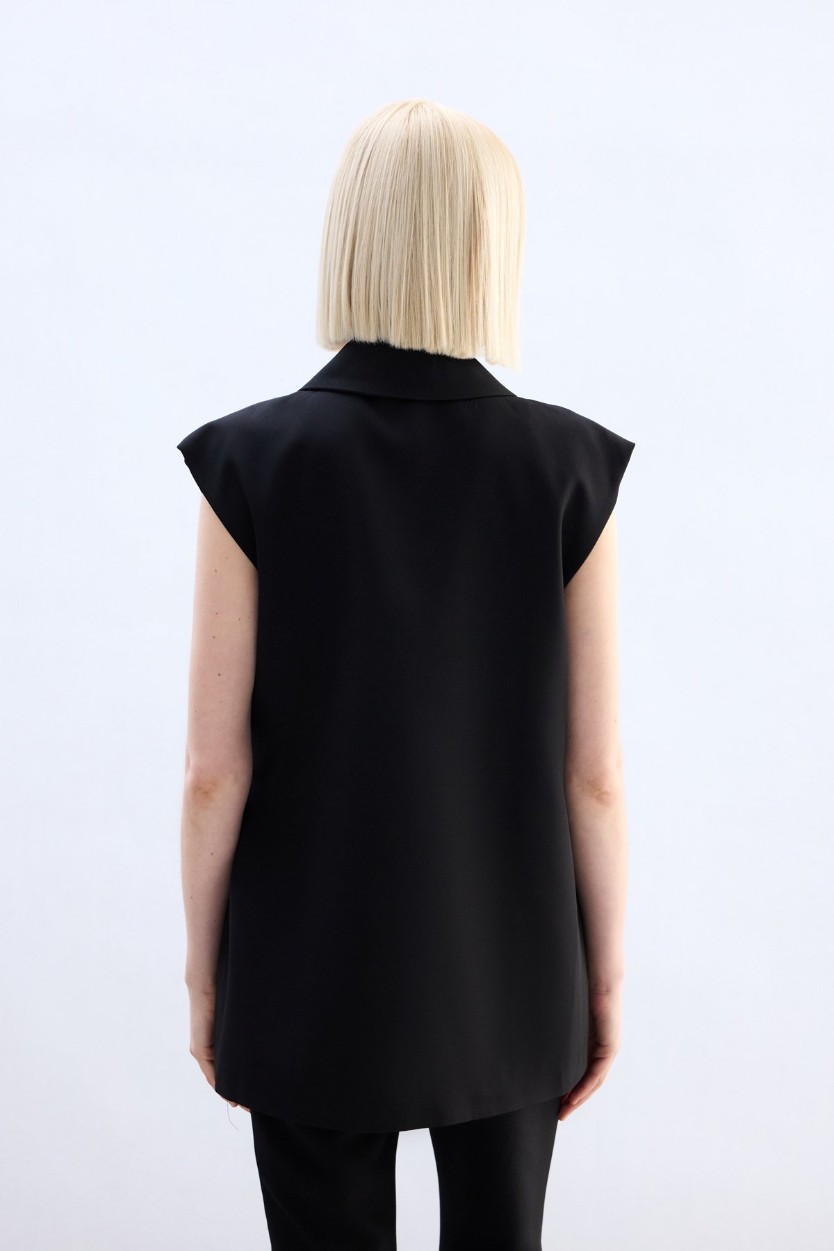 Yan Kemerli Uzun Yelek - Siyah