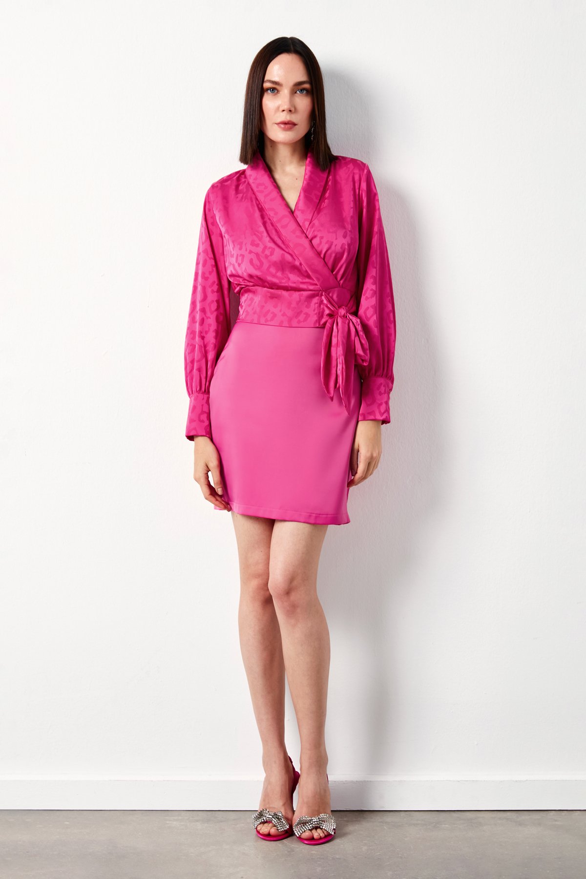 Yan Kuşaklı Saten Bluz - FUŞYA