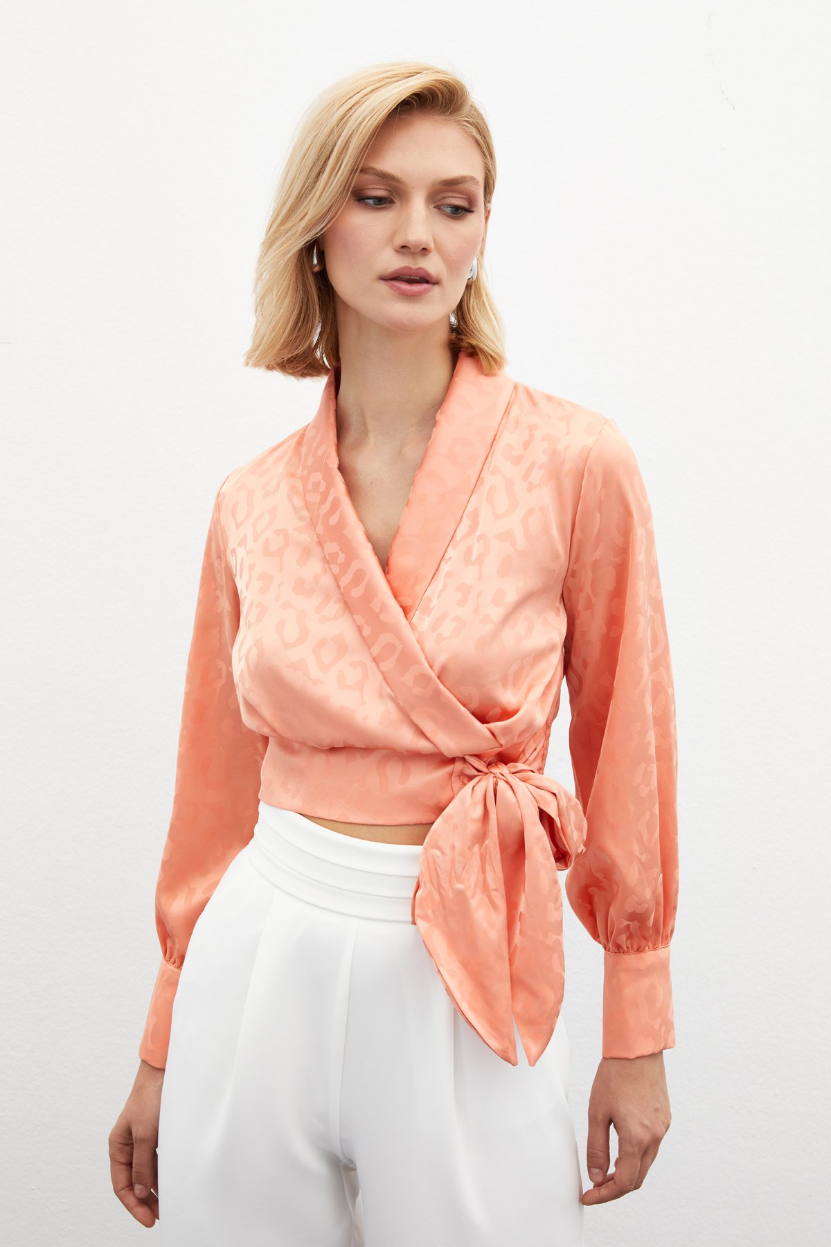 Yan Kuşaklı Saten Bluz - SOMON