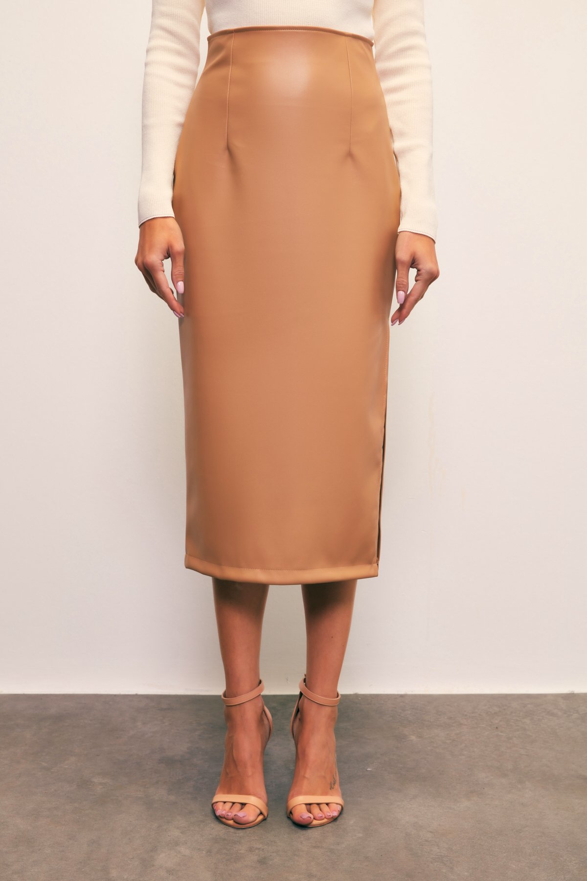 Yan Yırtmaçlı Deri Etek - CAMEL