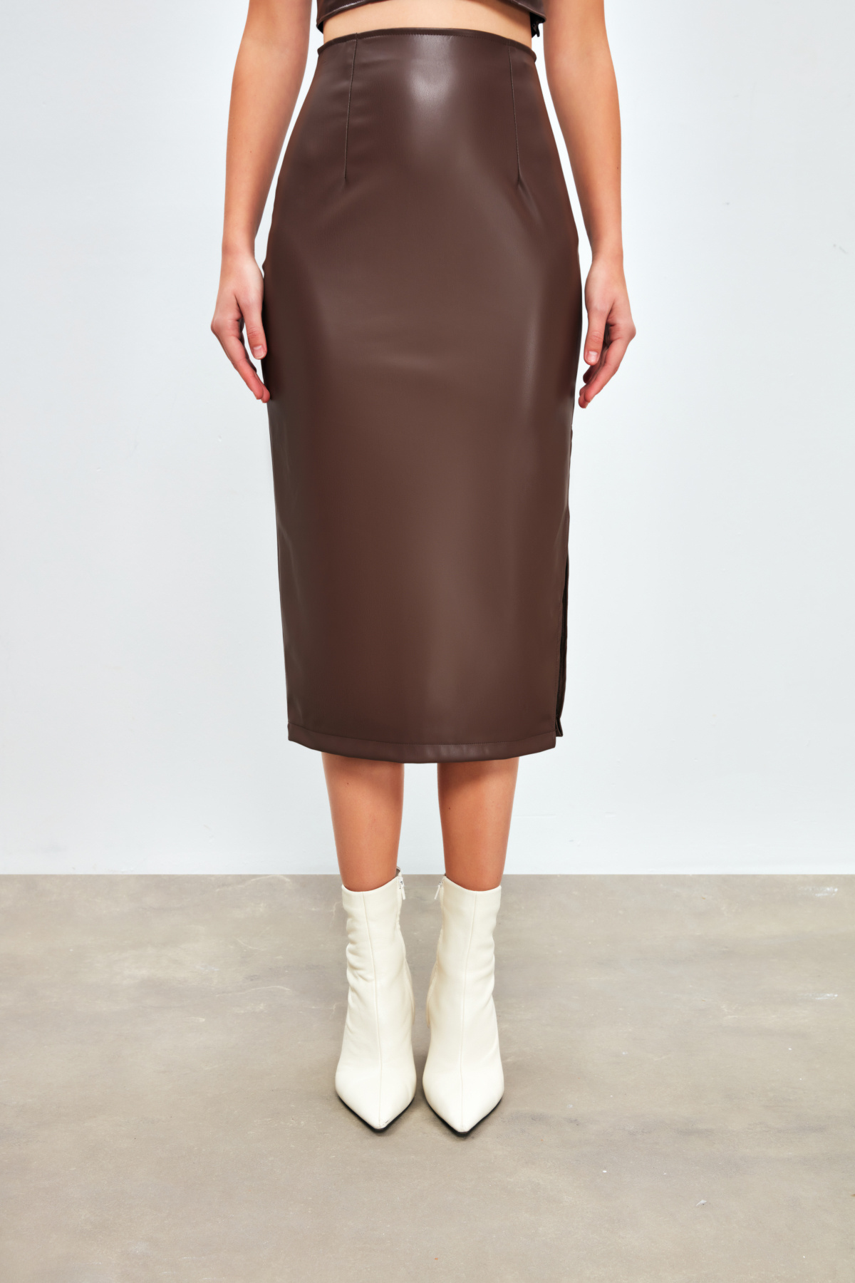 Yan Yırtmaçlı Deri Etek - KOYU KAHVE