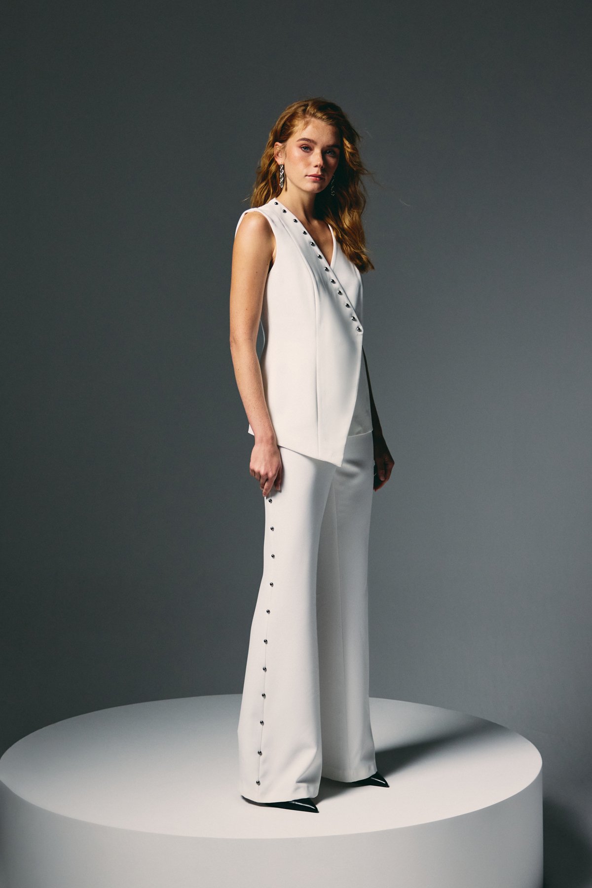 Yanları İnci Aksesuarlı Pantolon - Ekru