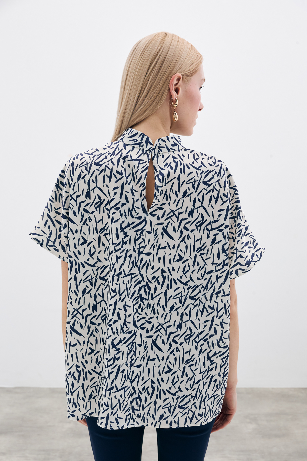 Yarasa Kol Desenli Bluz - Lacivert