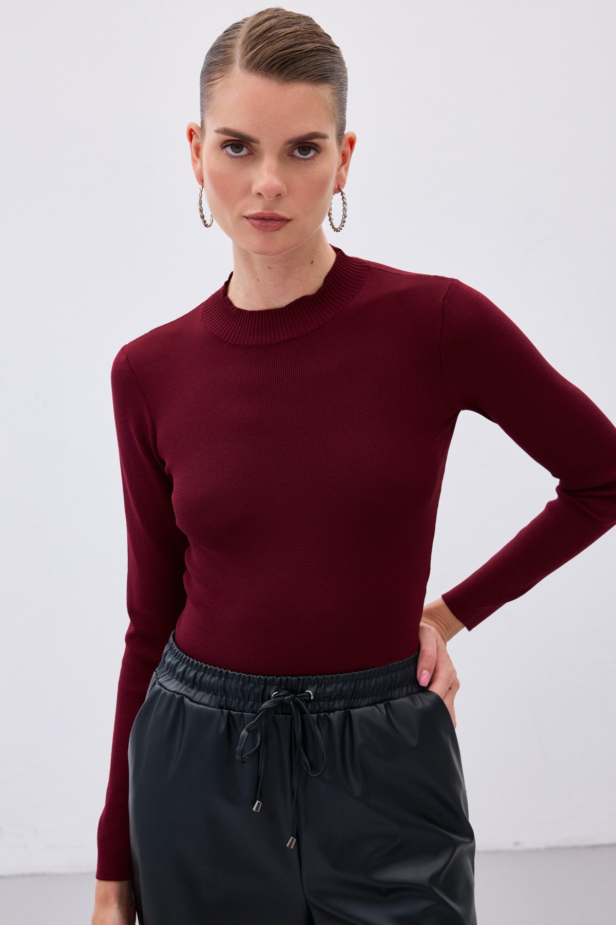 Half Fisherman Knitwear Blouse - Maroon