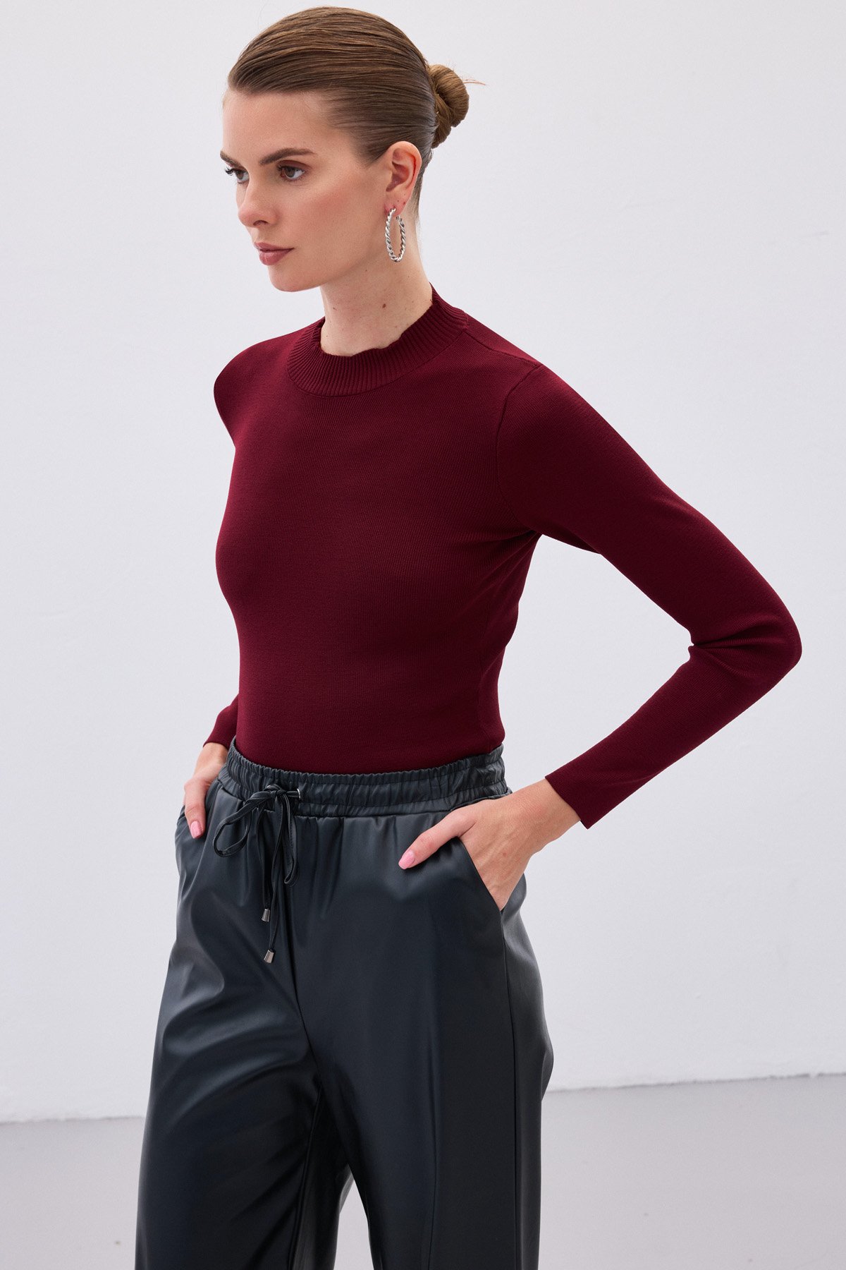 Half Fisherman Knitwear Blouse - Maroon
