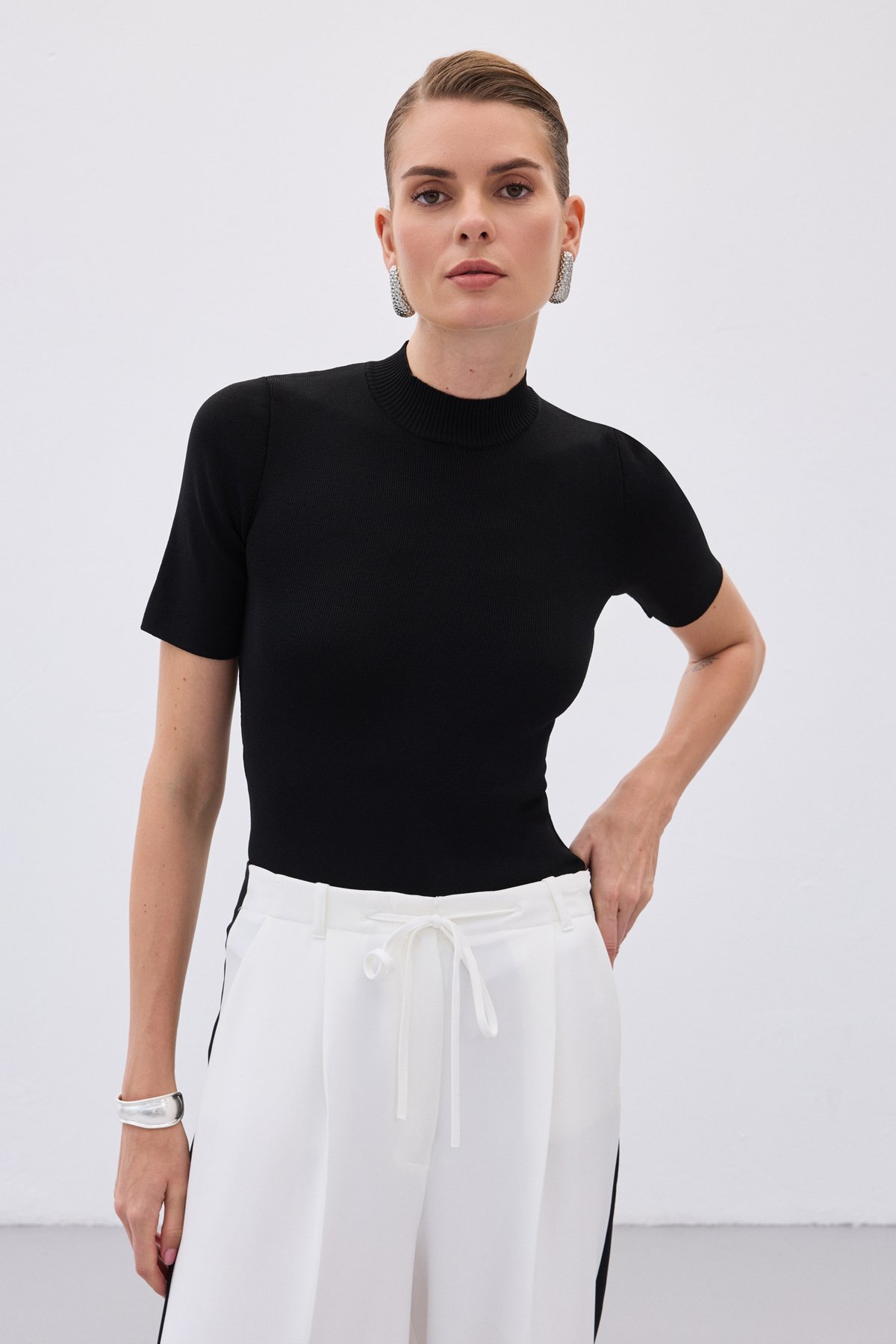 Half Fisherman Knitwear - Black