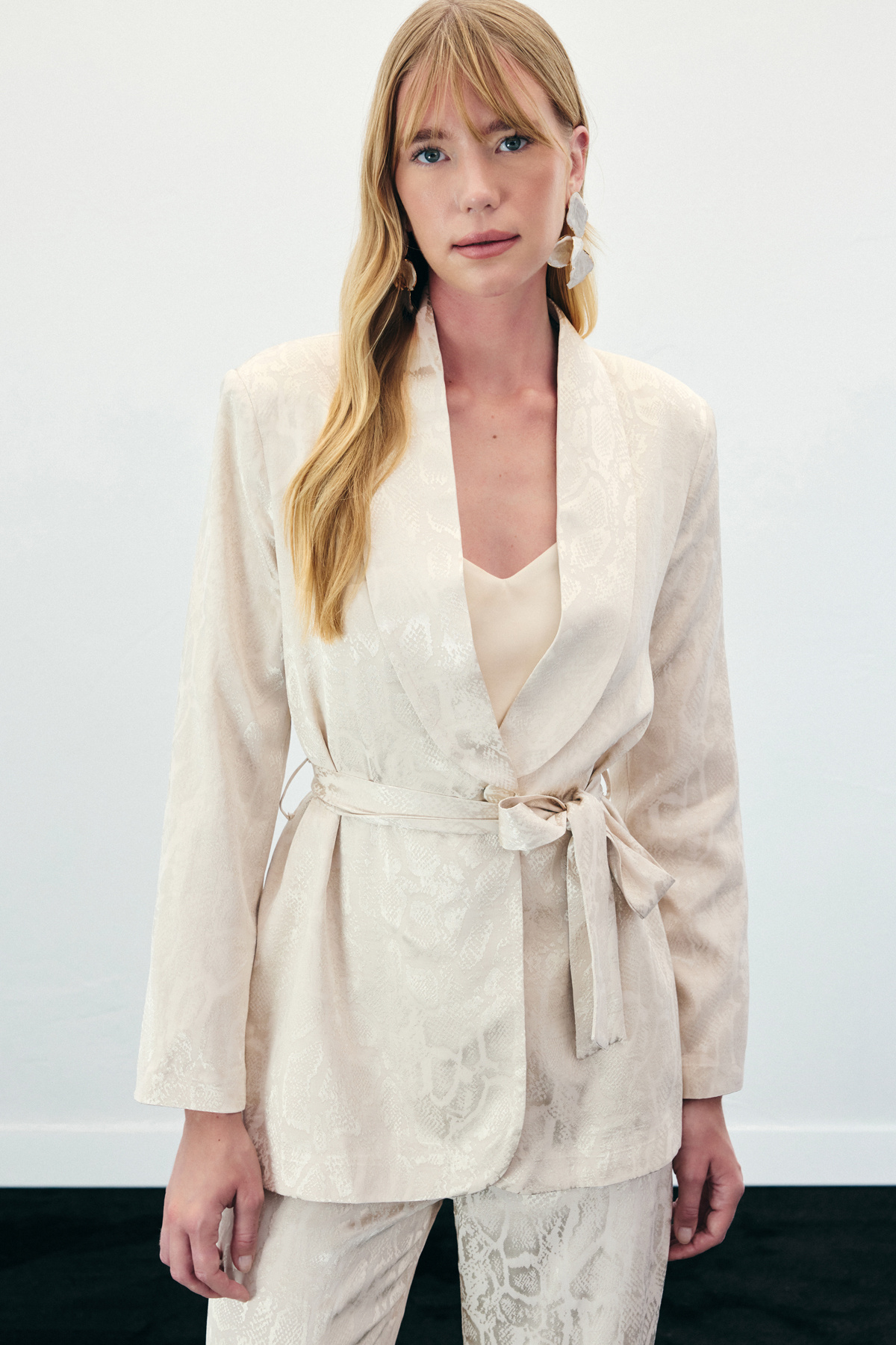 Yılan Desenli Uzun Ceket - Bej