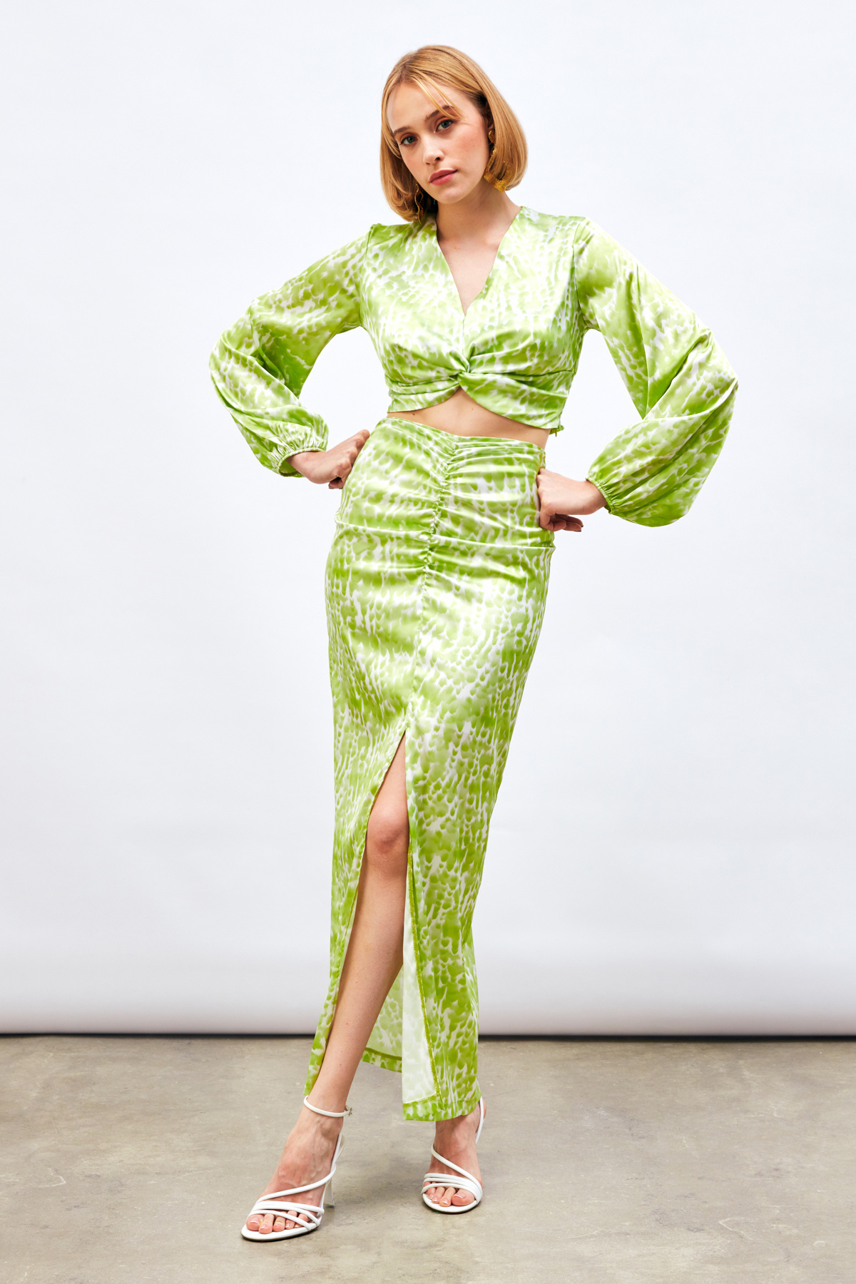 Yırtmaç Detaylı Desenli Midi Etek - YAĞ YEŞİLİ