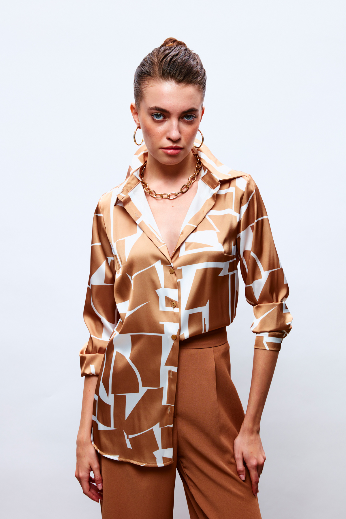 Yırtmaç Detaylı Gömlek - CAMEL