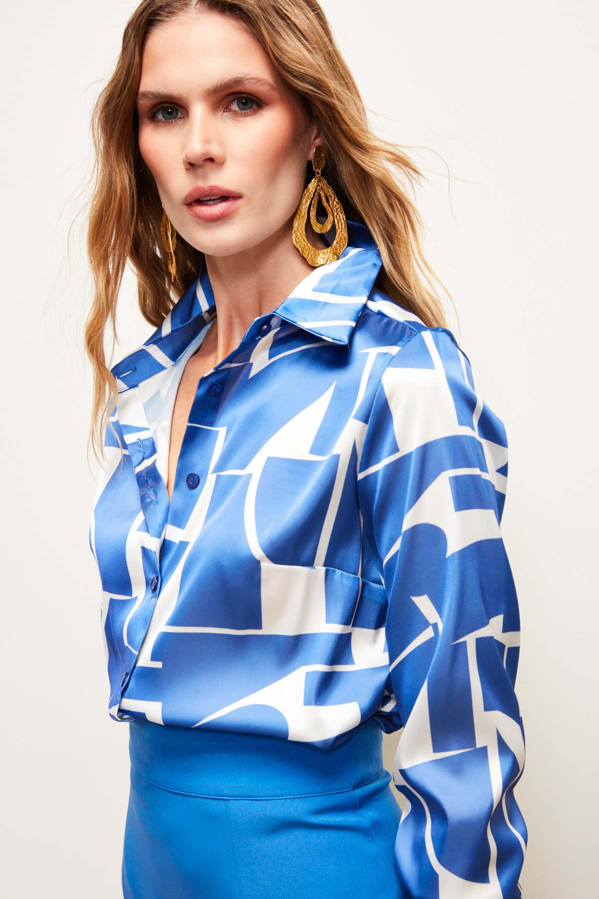 Yırtmaç Detaylı Gömlek - SAX MAVİ