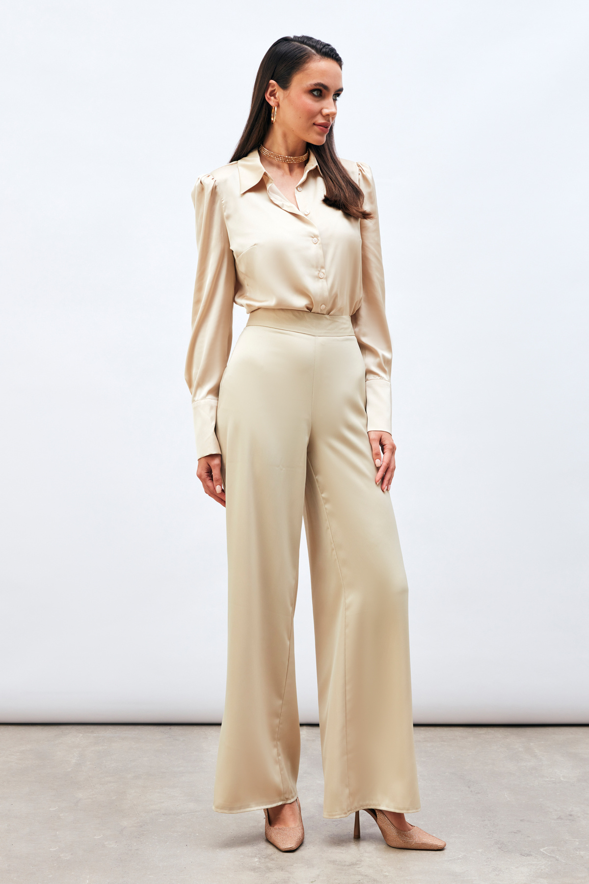 Yırtmaç Detaylı Saten Pantolon - BEJ