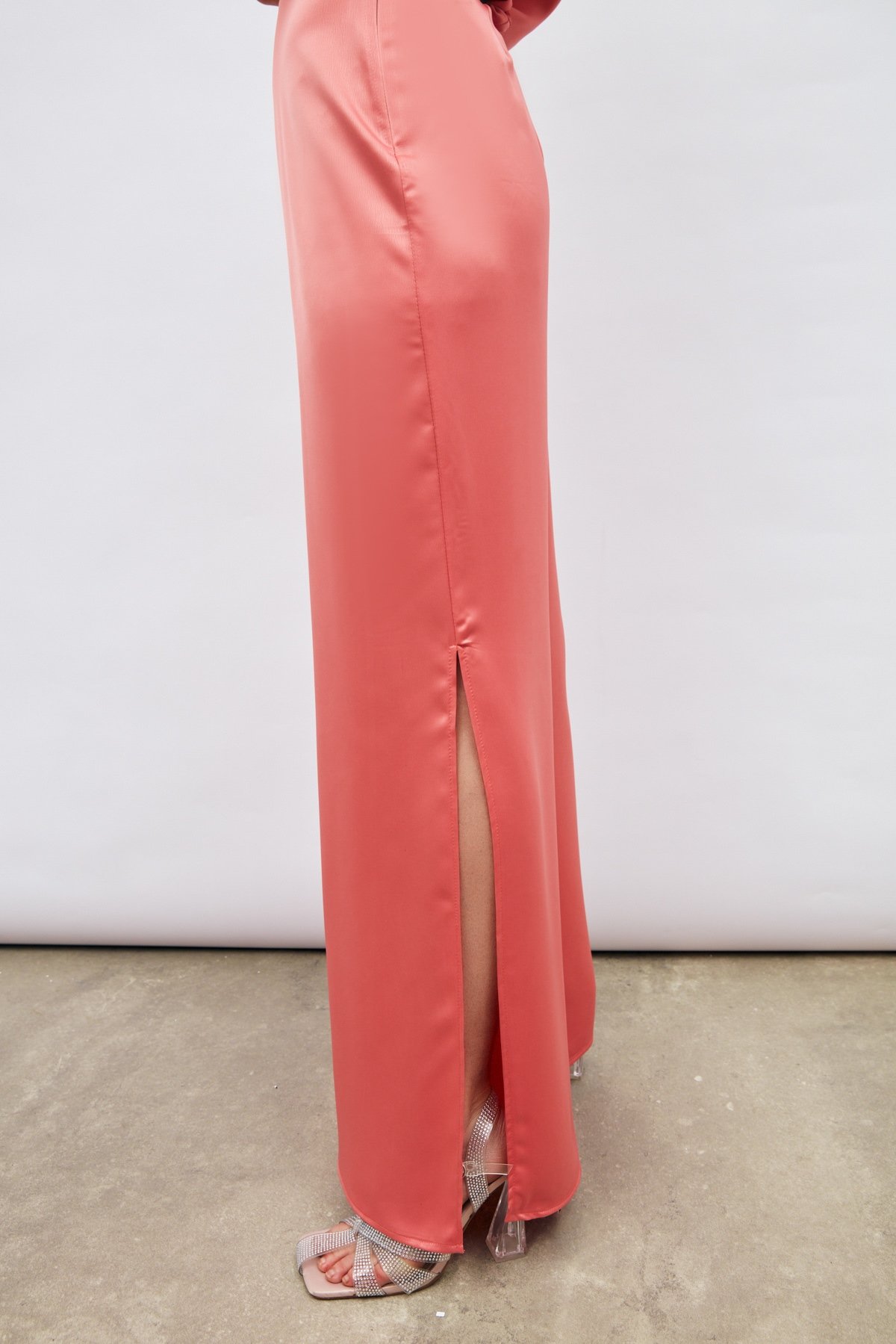 Yırtmaç Detaylı Saten Pantolon - PUDRA