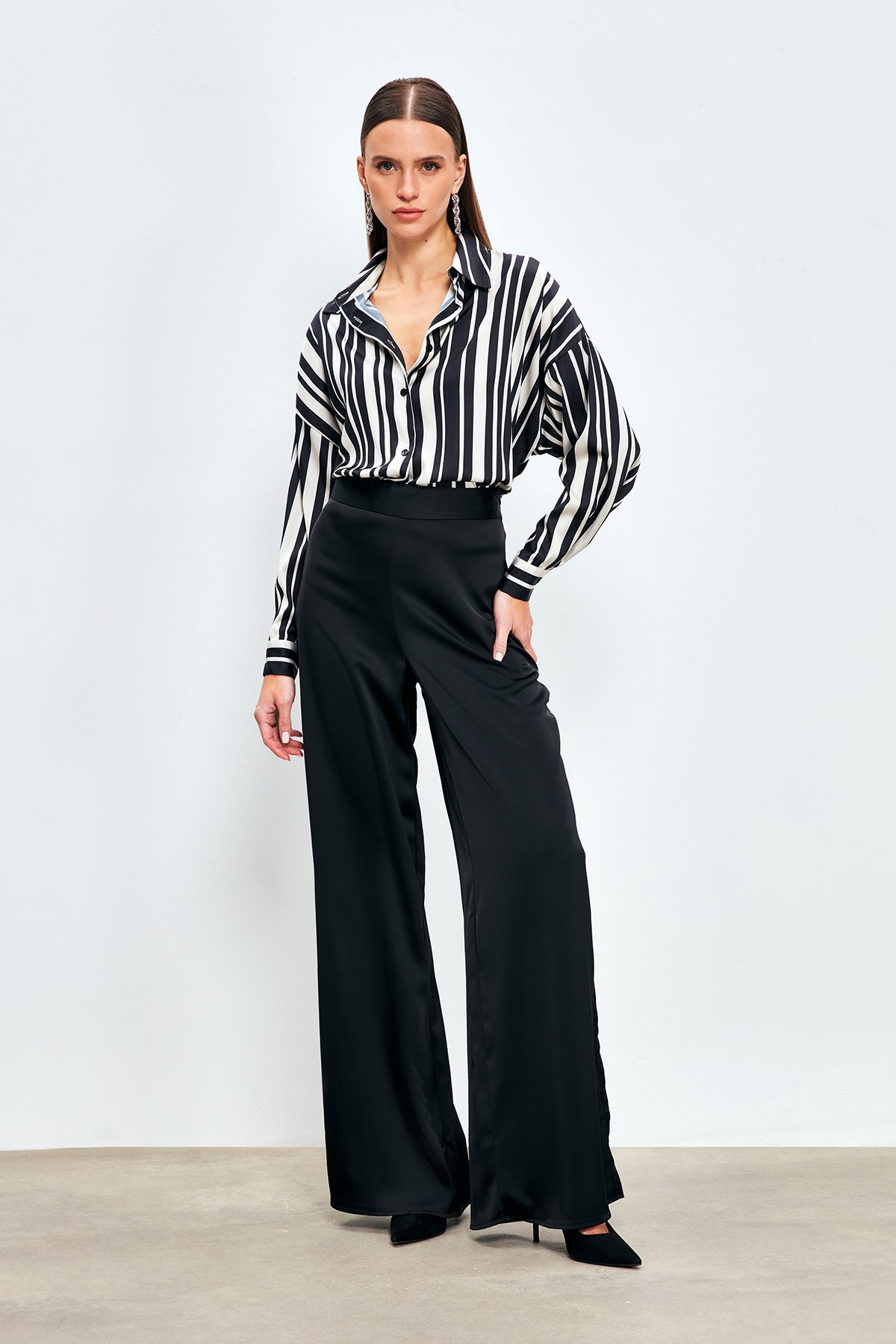 Slit Detailed Satin Trousers - BLACK