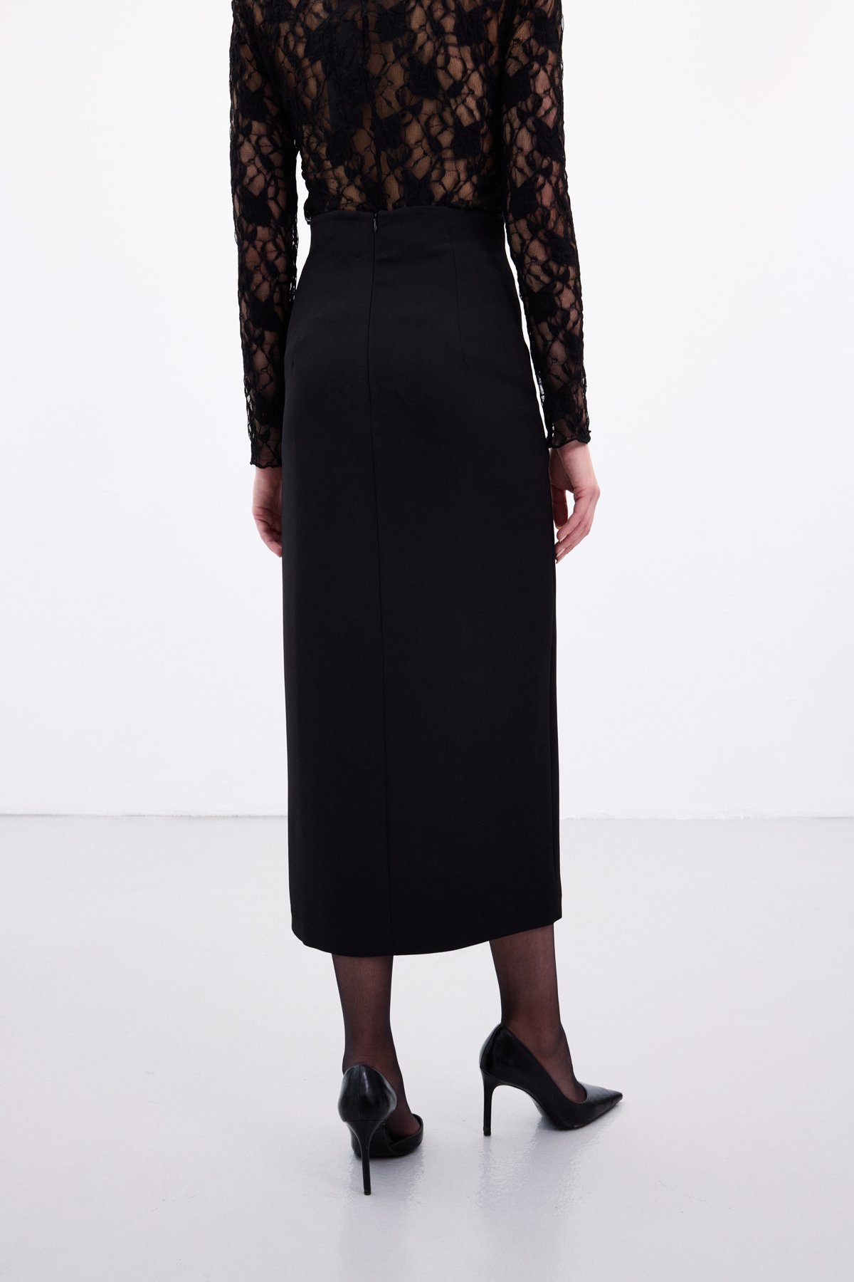 Yırtmaçlı Midi  Etek - Siyah