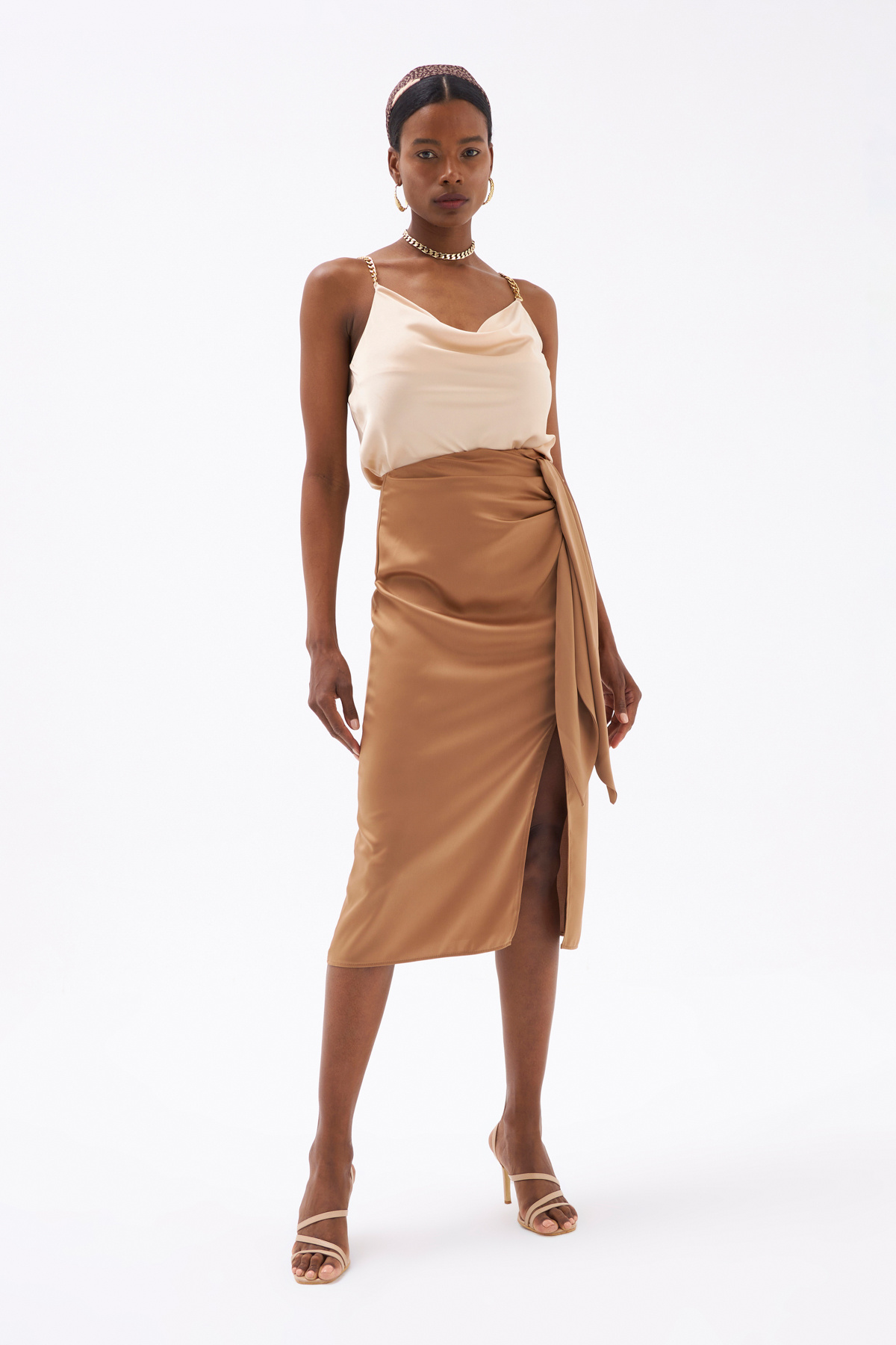 Yırtmaçlı saten etek - VİZON