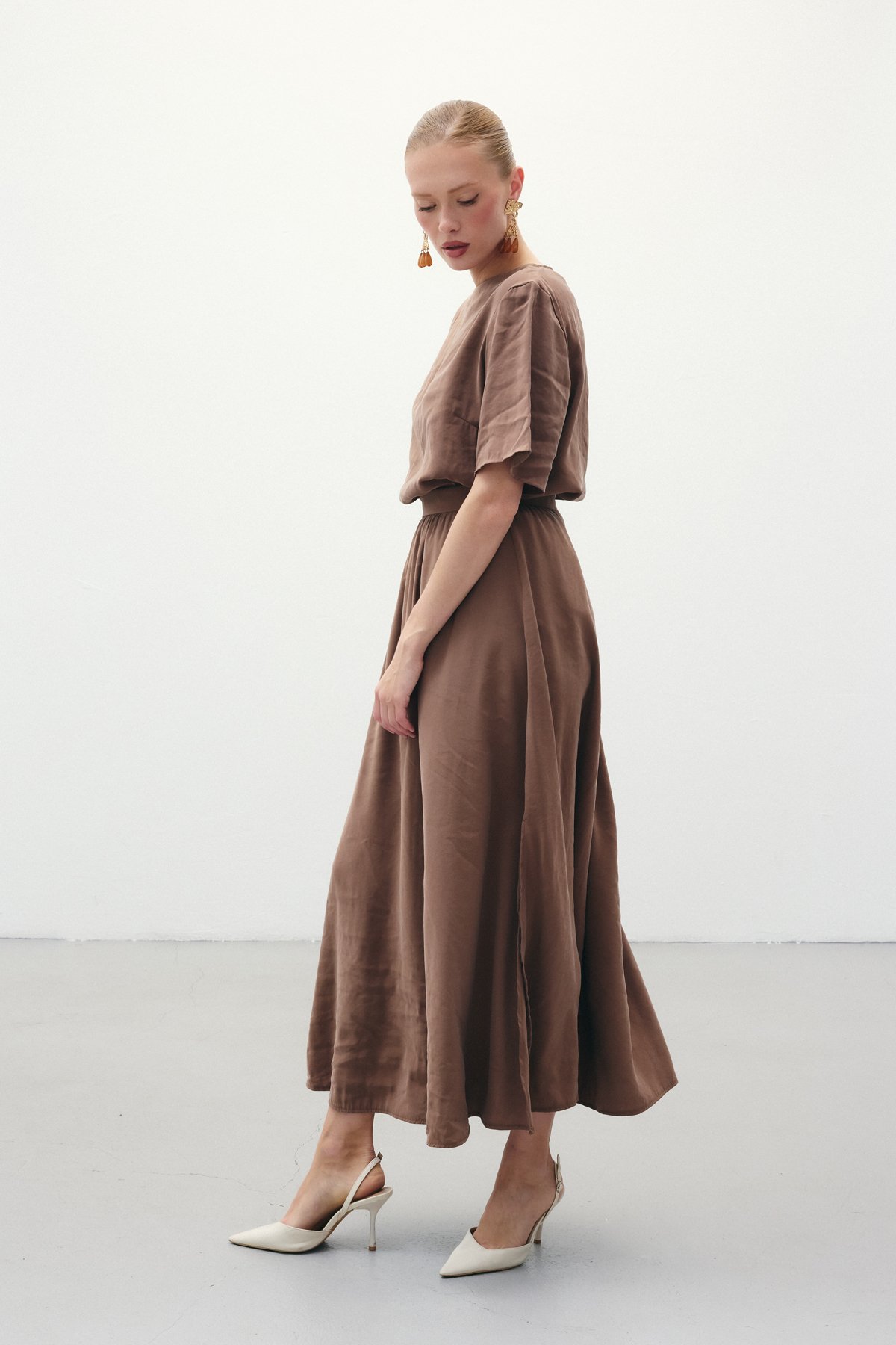 Yırtmaçlı Uzun Etek - Kahve