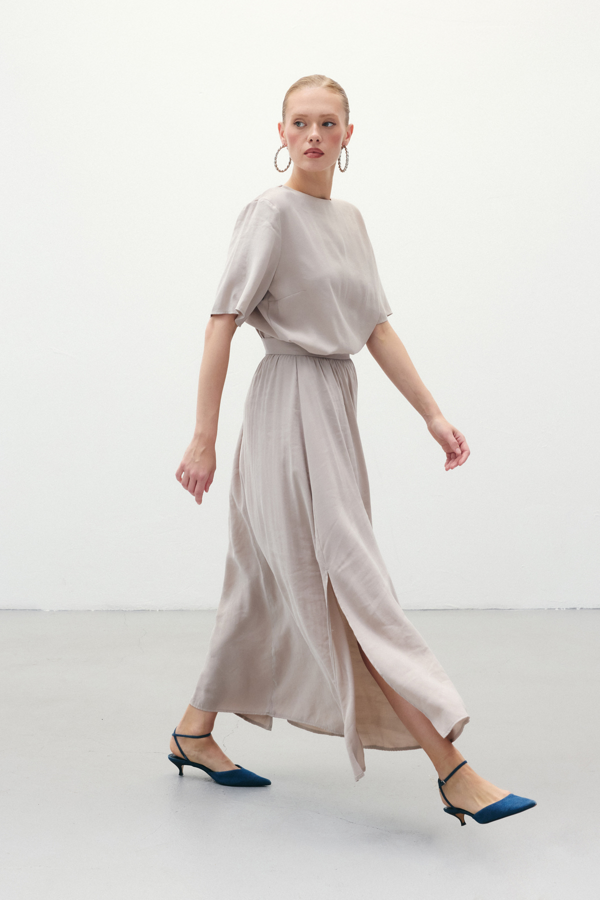 Yırtmaçlı Uzun Etek - Taş