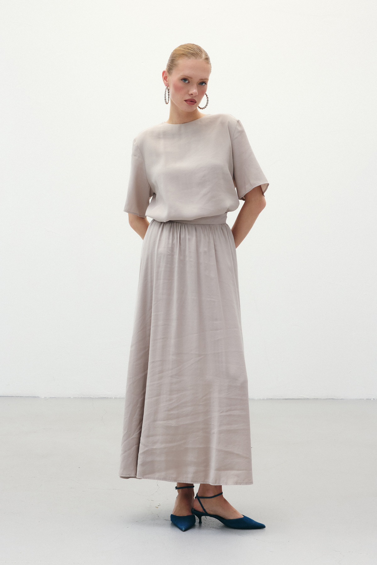 Yırtmaçlı Uzun Etek - Taş