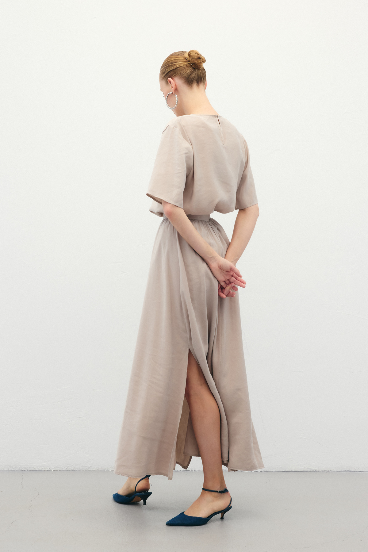 Yırtmaçlı Uzun Etek - Taş